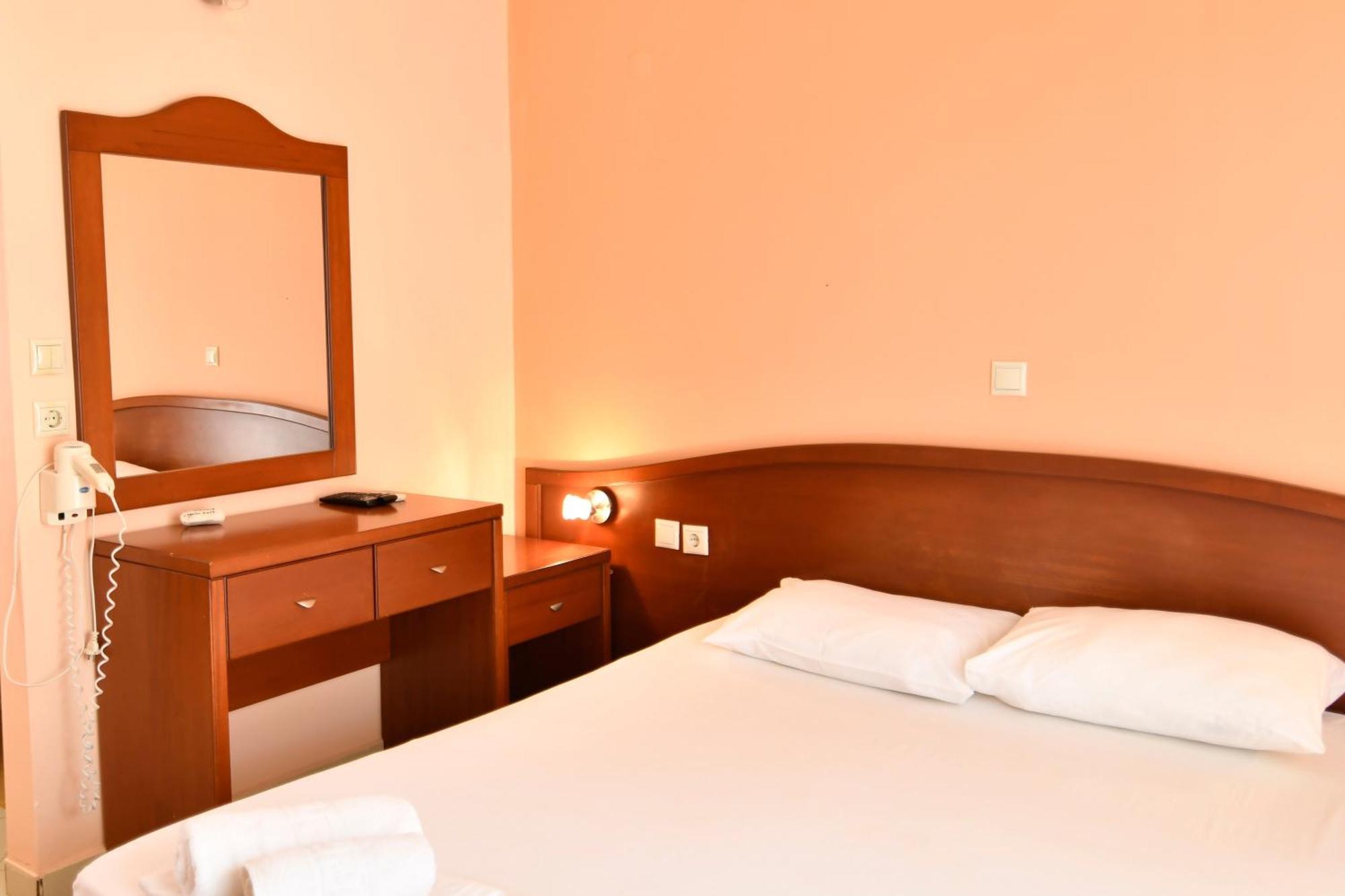 Aggelos Aparthotel