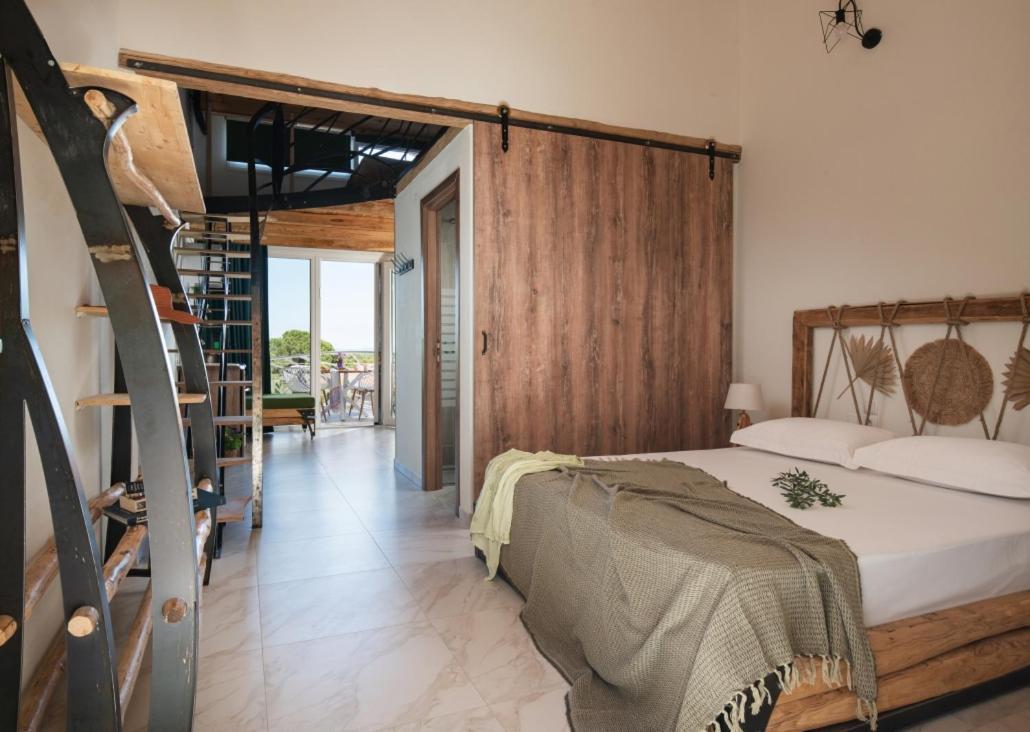 Apartment Simon King Vourvourou