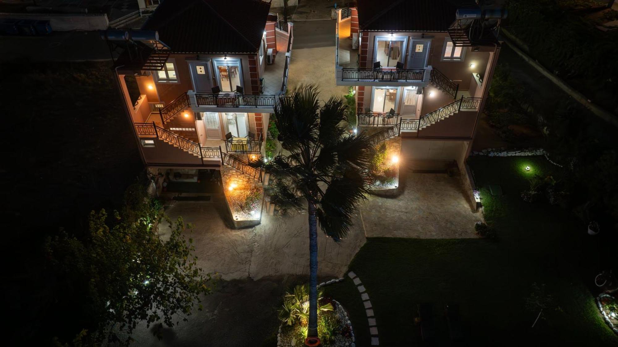 Socrate's Apartment's With Share Pool