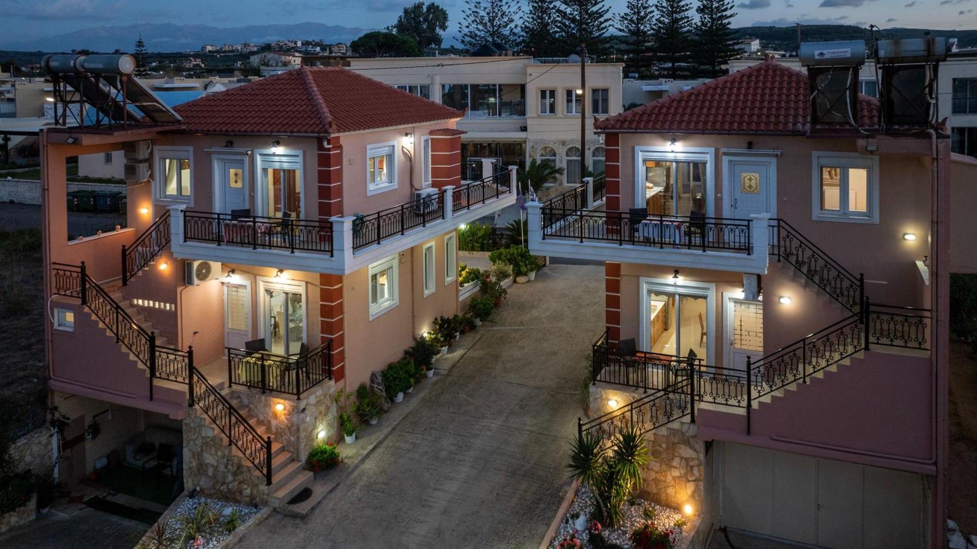 Socrate's Apartment's With Share Pool Apartment *