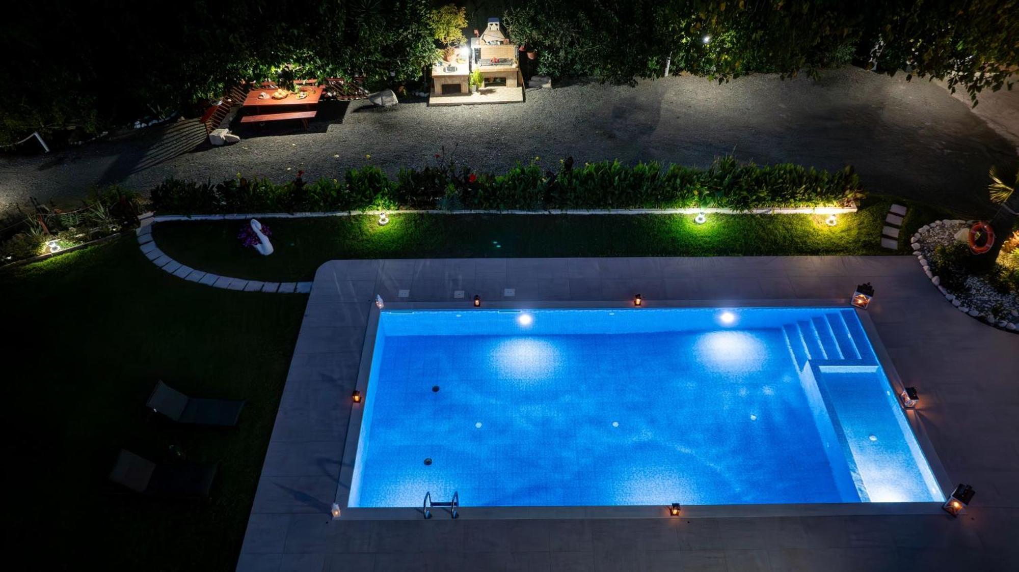 Apartment Socrate's Apartment's With Share Pool *