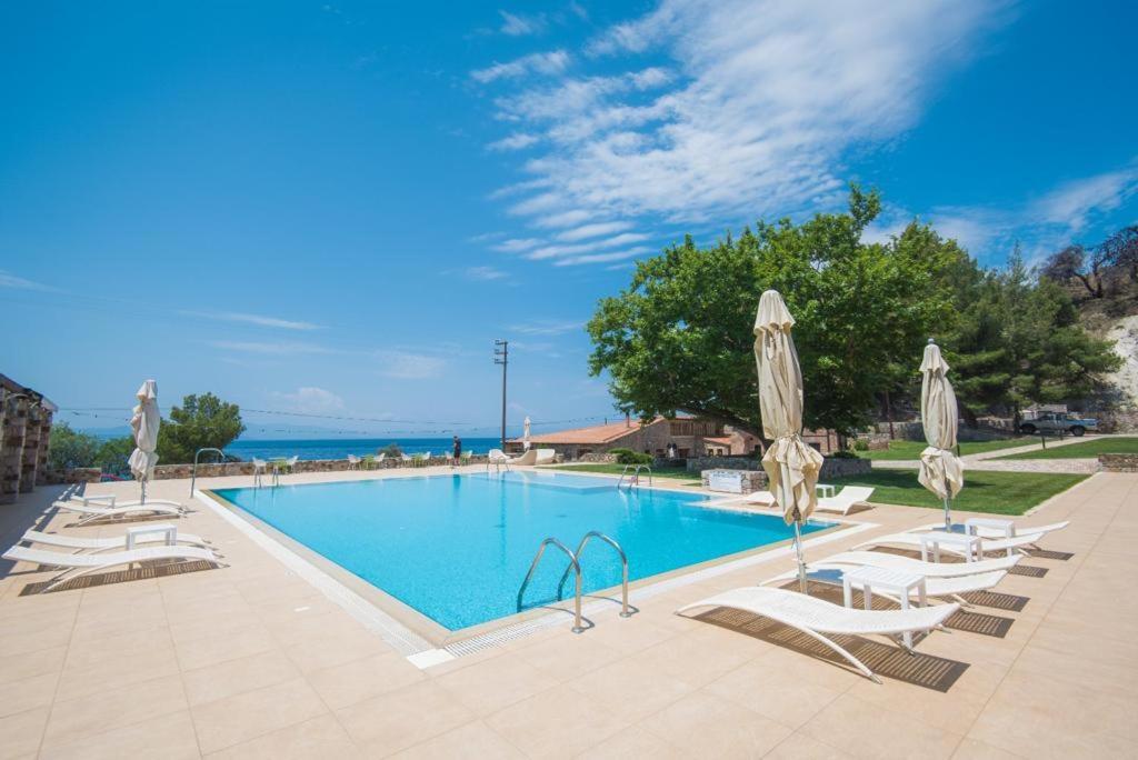 Kaminos Evia Limni (Evia)
