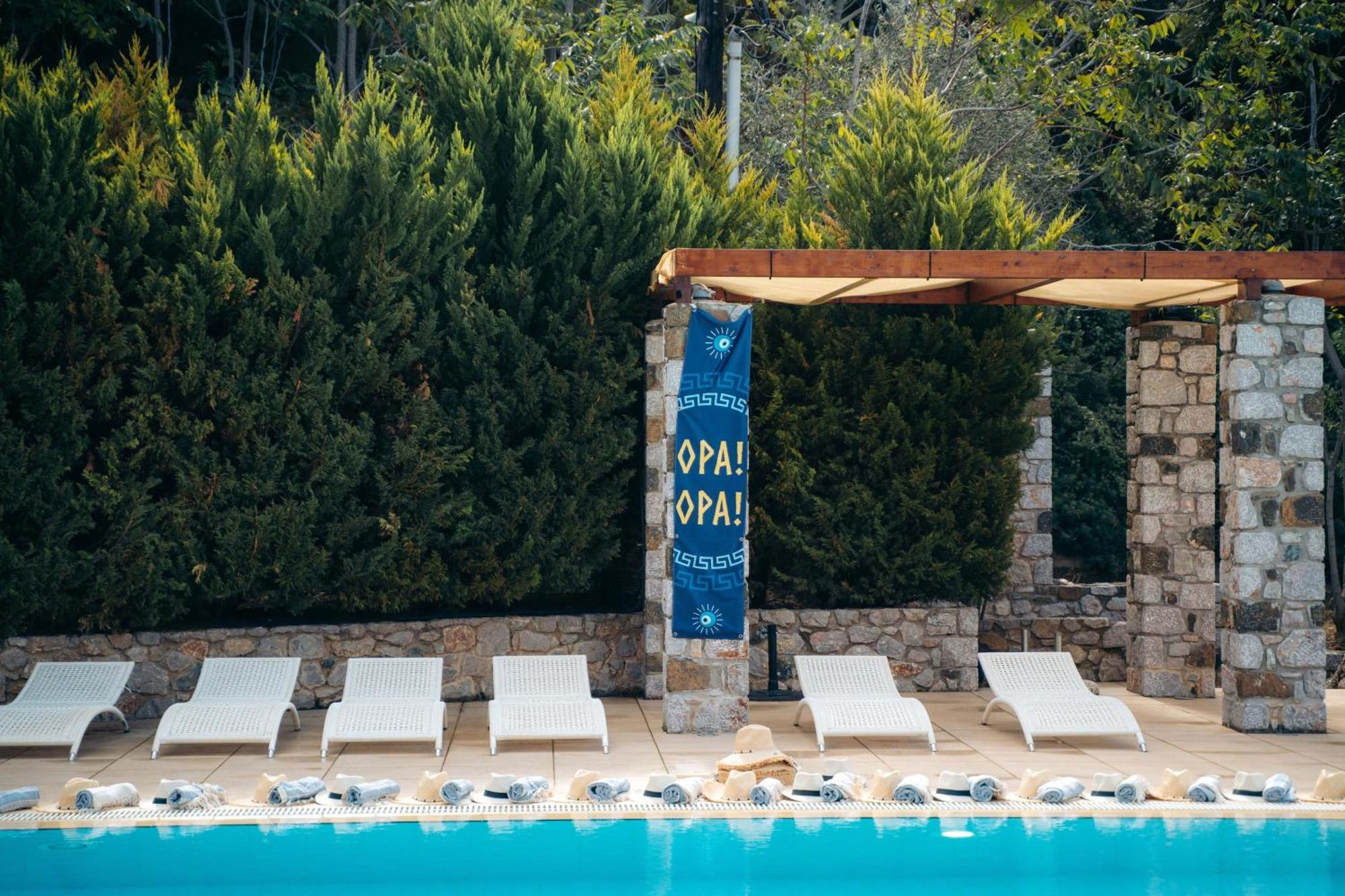 Kaminos Evia Hotel 4*