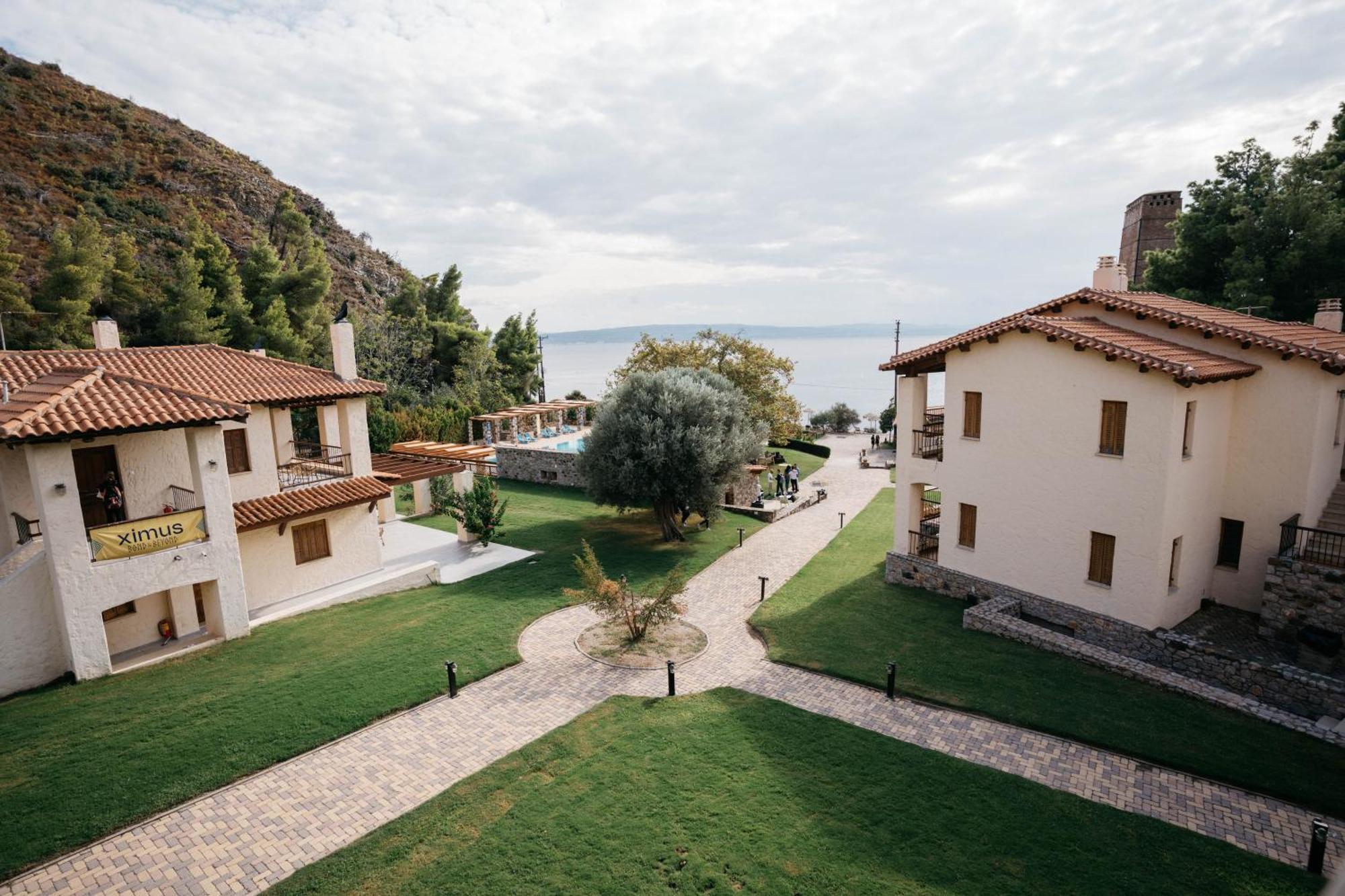 Kaminos Evia Hotel 4*