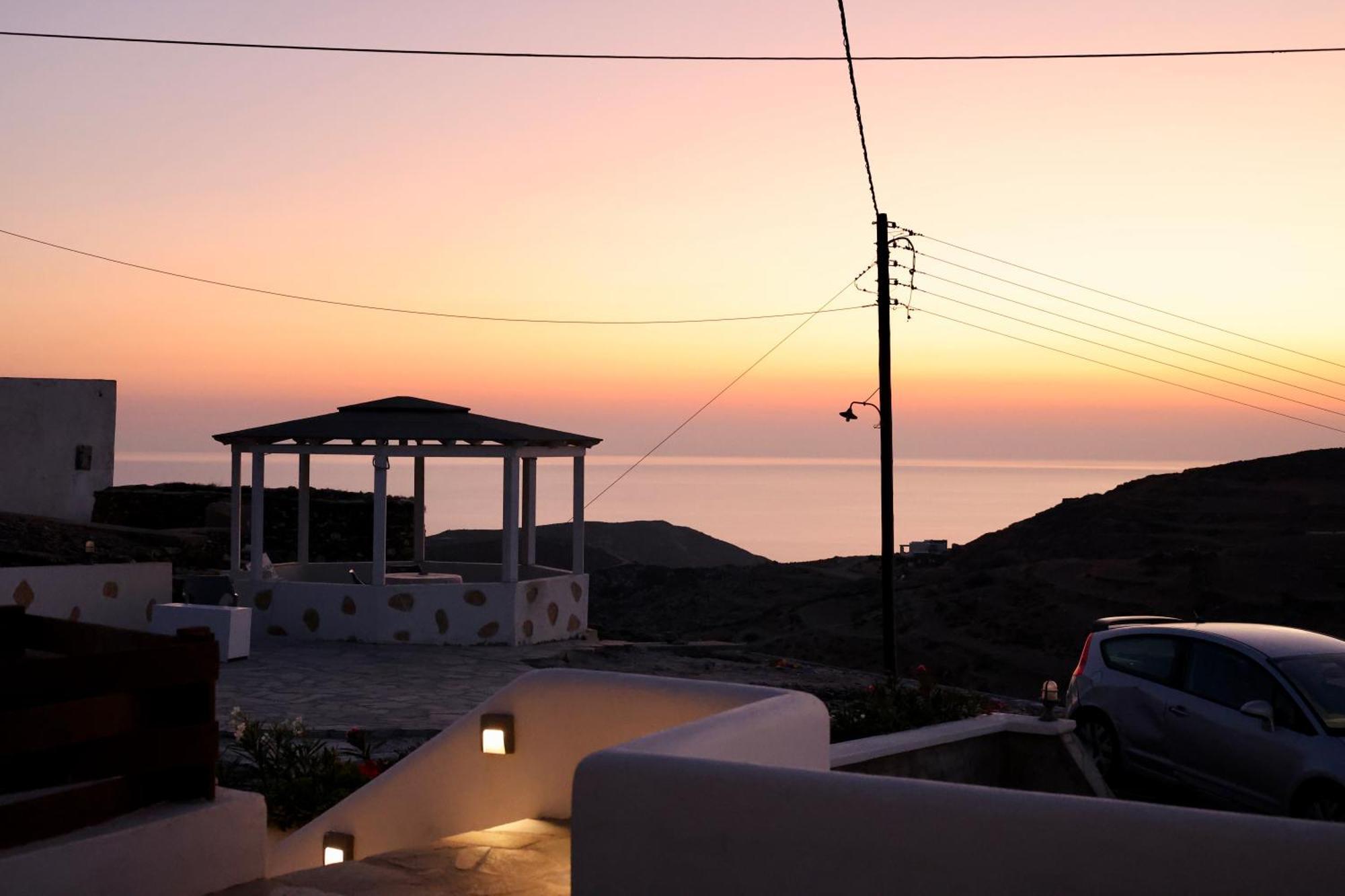 Anerada Sunset Ano Meria