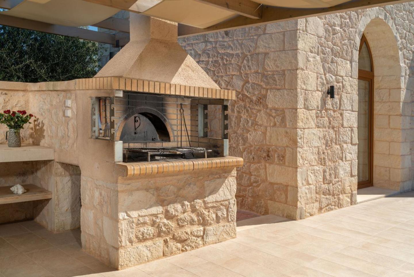 A Stonebuilt Fortress With Breathtaking Seaviews! *