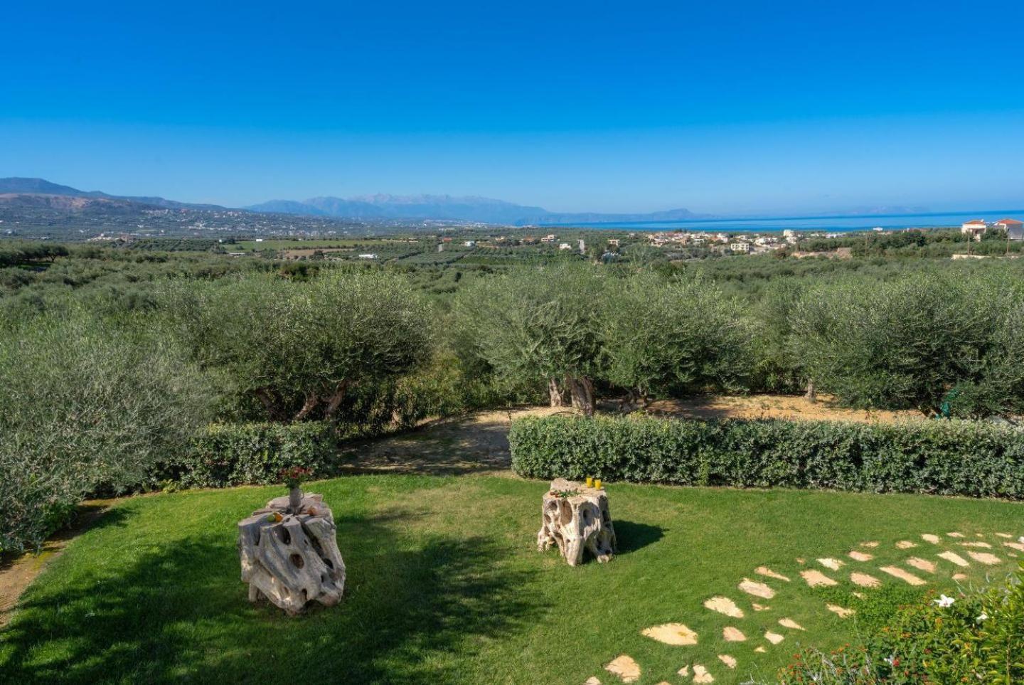 Villa A Stonebuilt Fortress With Breathtaking Seaviews! *