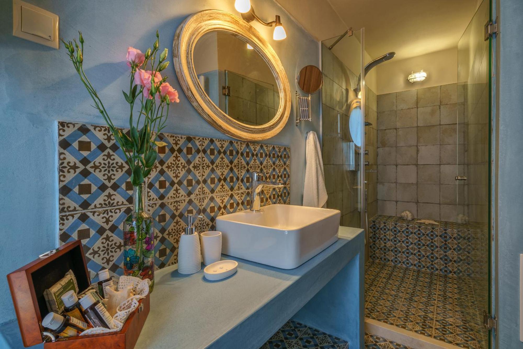 A Stonebuilt Fortress With Breathtaking Seaviews! *