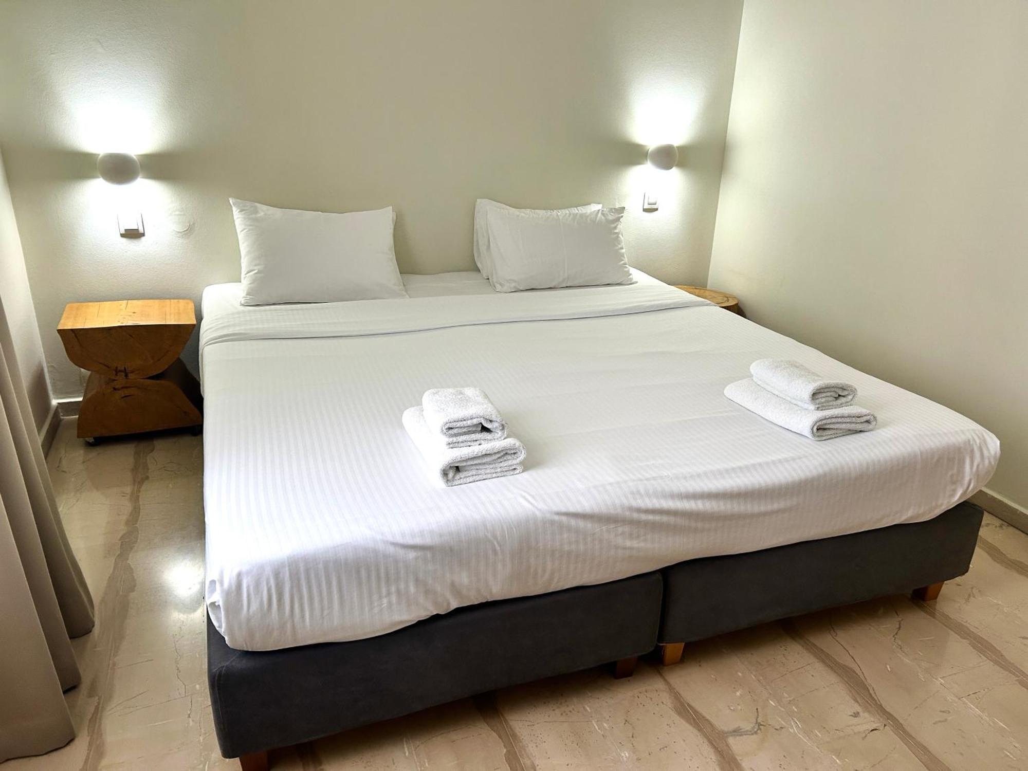 The Loriet Aparthotel 4*