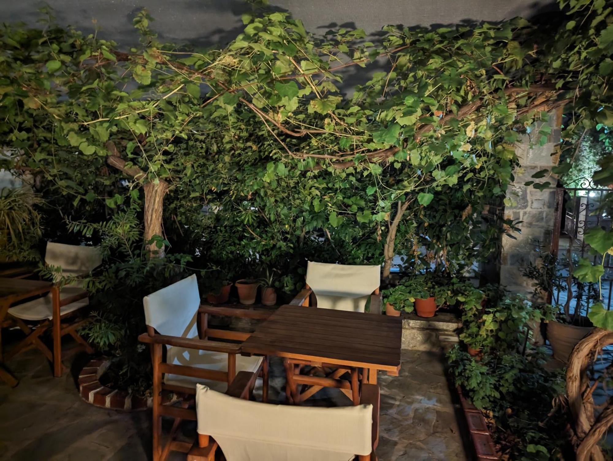 Guesthouse Christos Skopelos Town