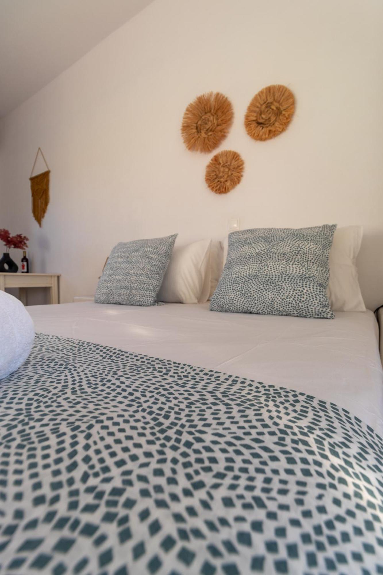 Sunny Naxos Apartment *