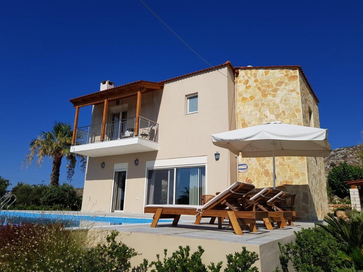Koutalas Holiday home *