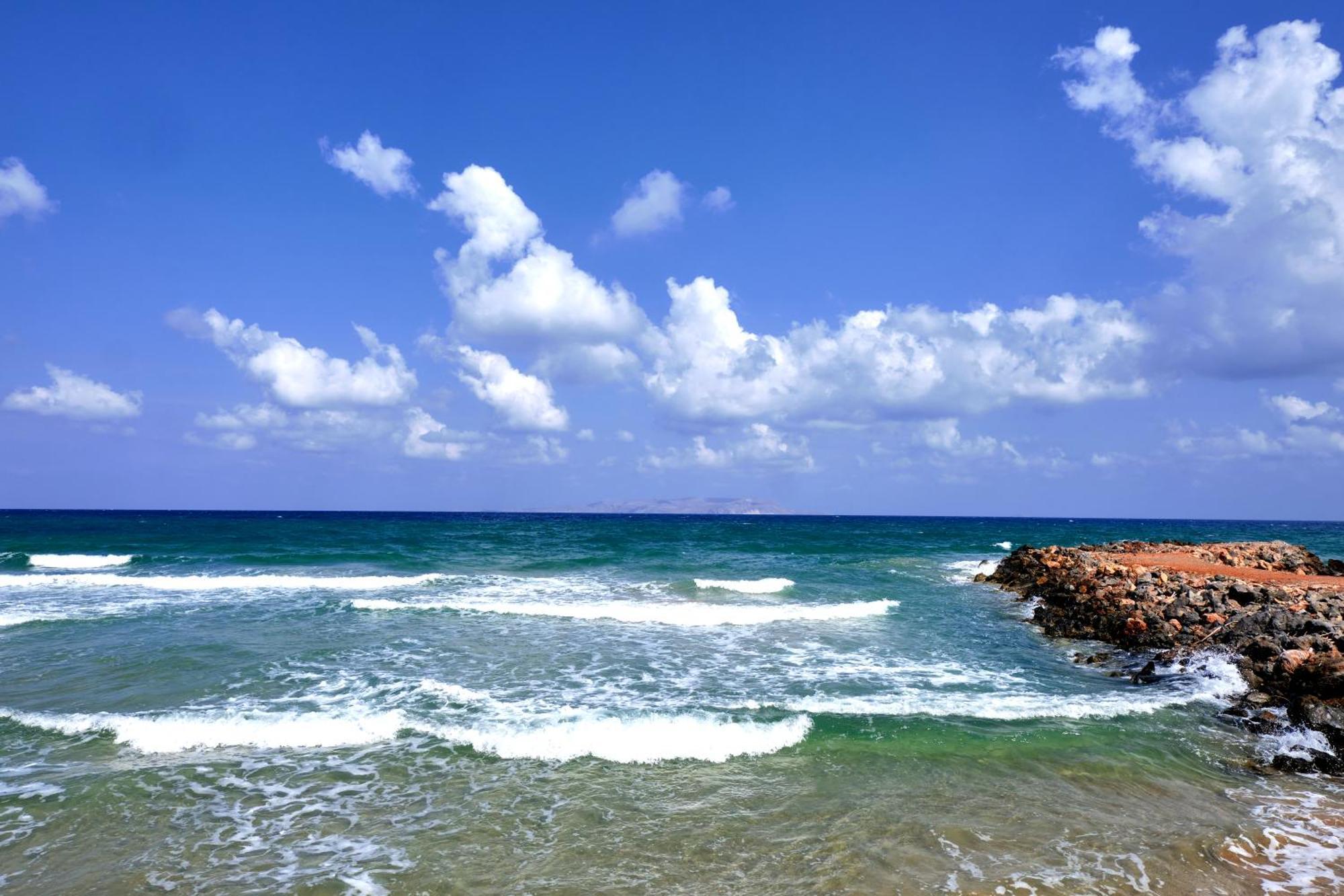 Aparthotel Niros Beachfront