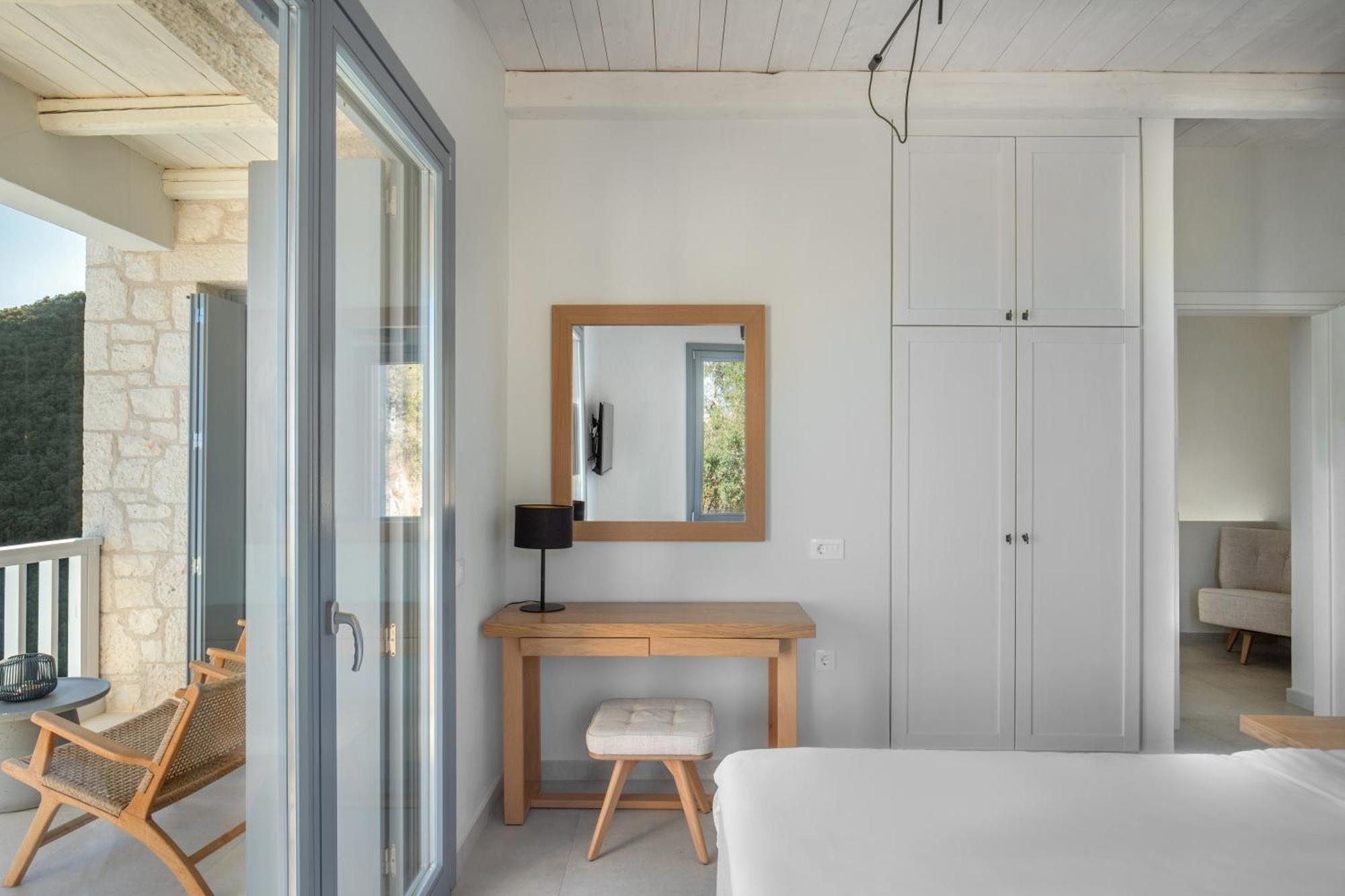 Villa Urania Luxury Rhea Pondi