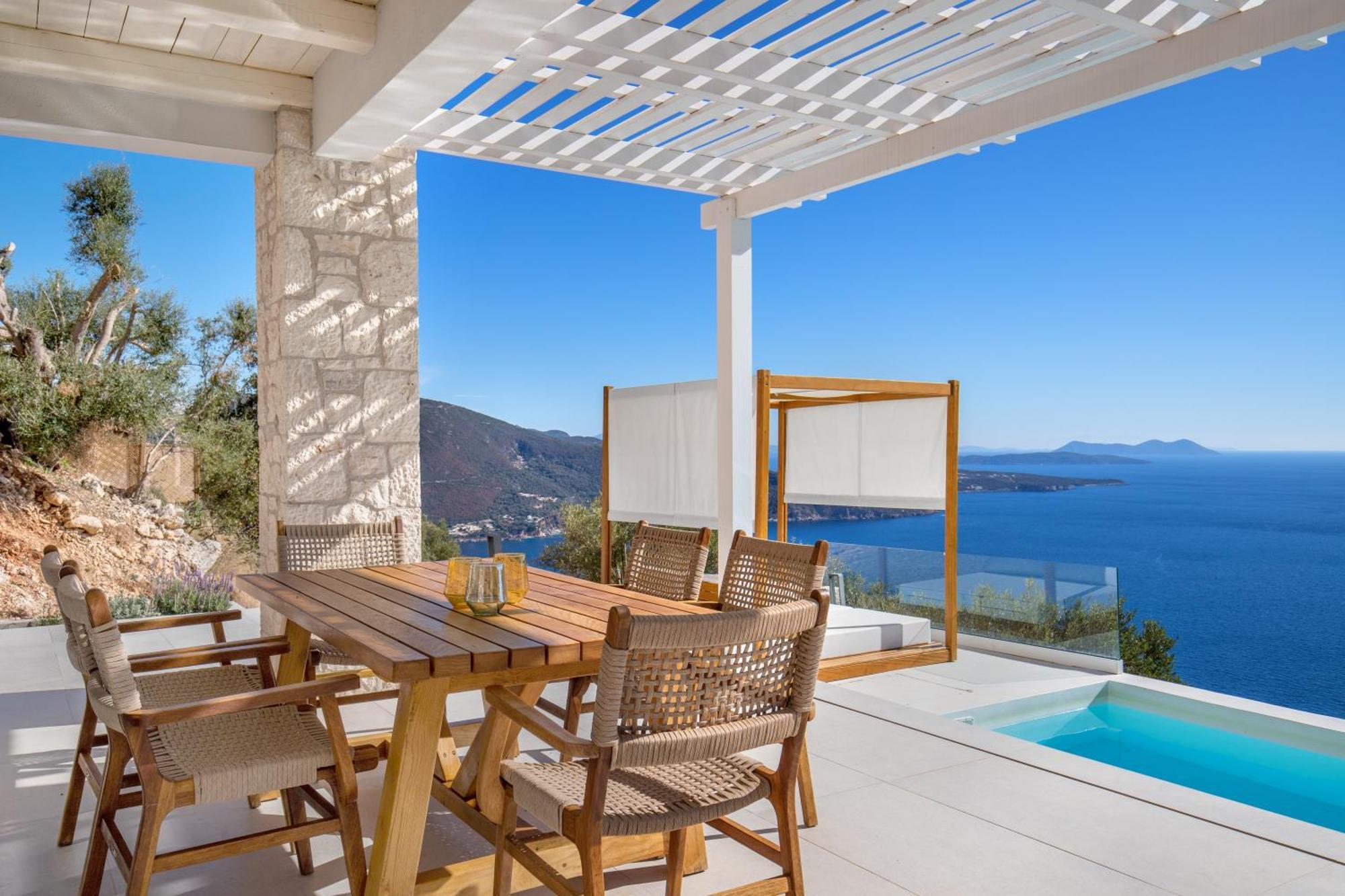 Villa Urania Luxury Rhea *