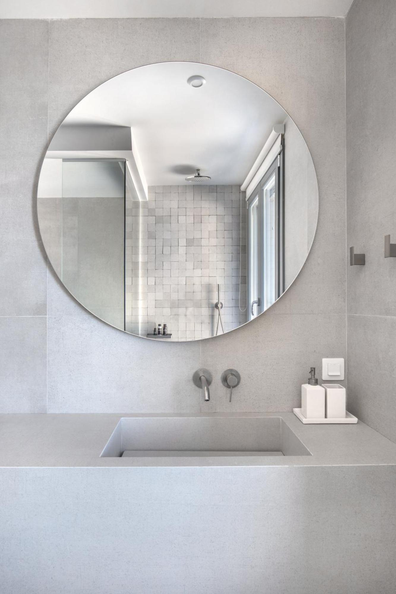 Urania Luxury Rhea *