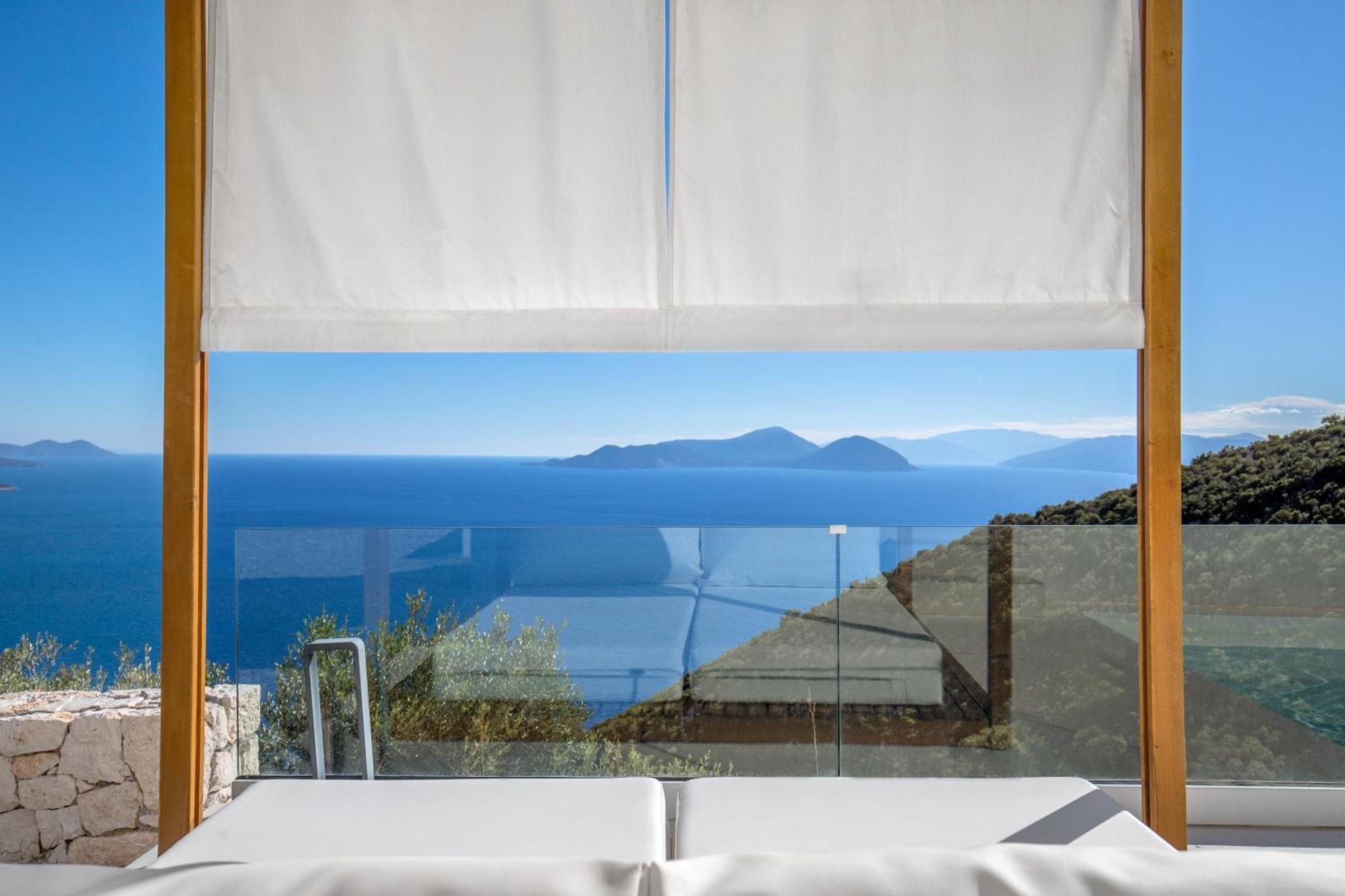 Urania Luxury Rhea Villa Pondi