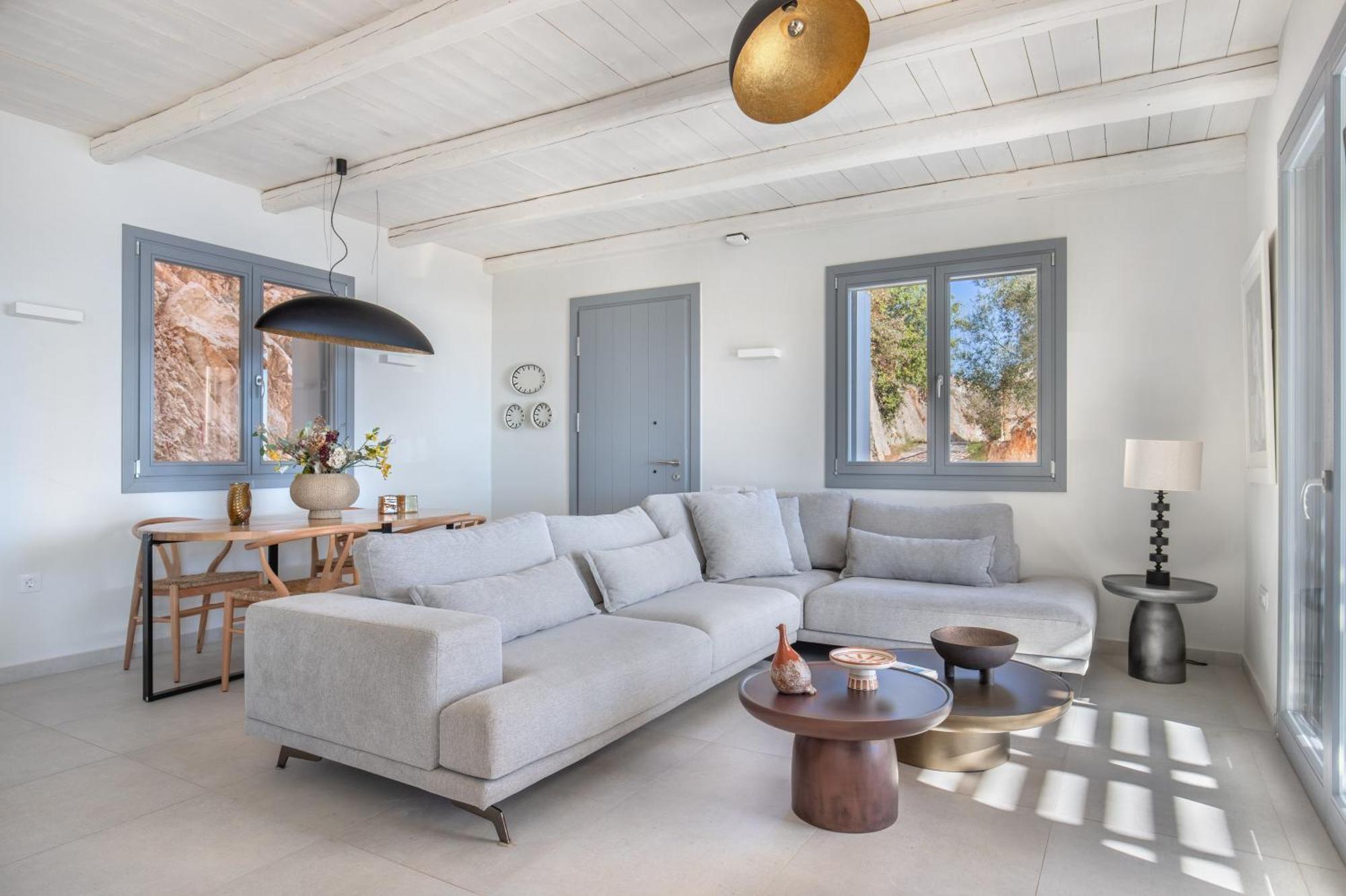 Villa Urania Luxury Rhea