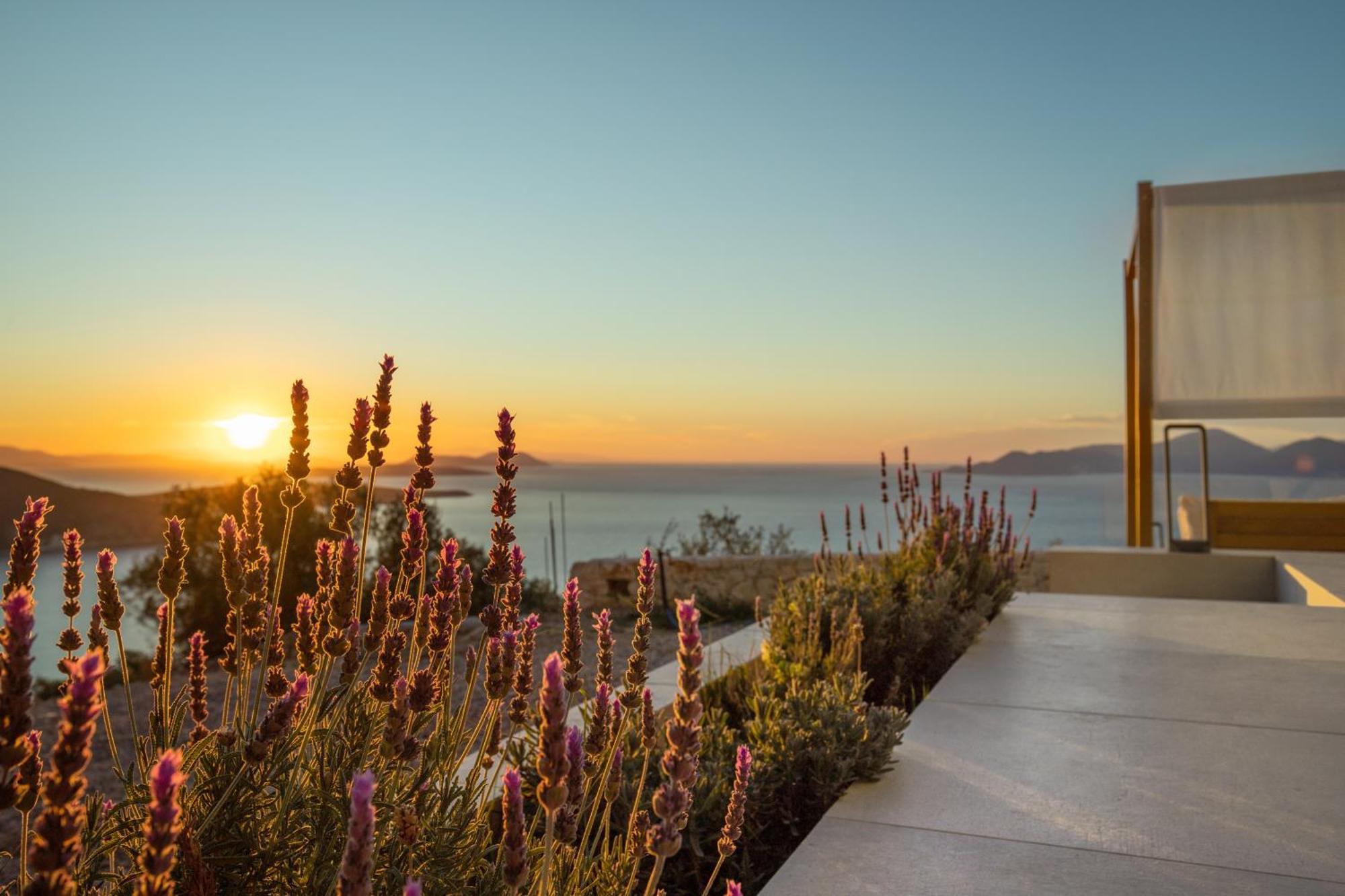 Villa Urania Luxury Rhea