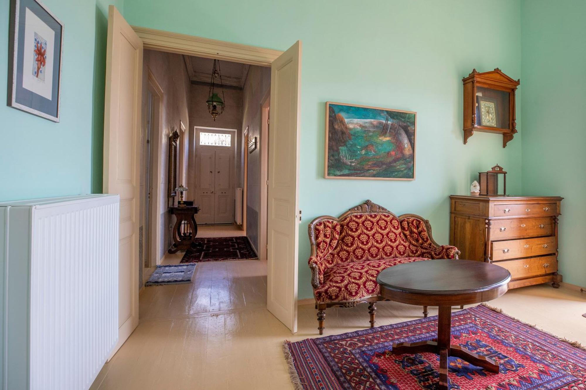 L G K Mansion Est.1920 * Andros Town