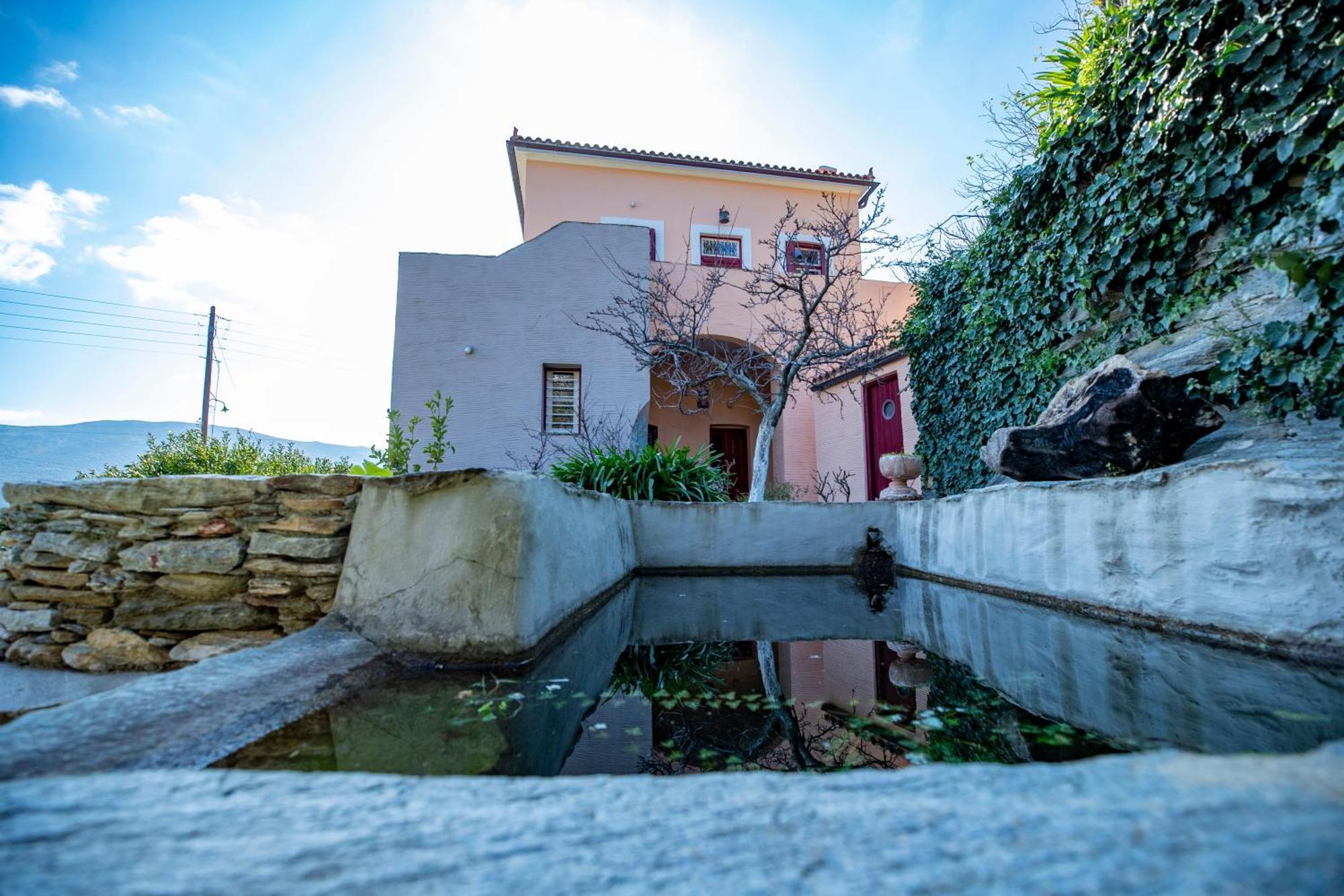 Villa L G K Mansion Est.1920