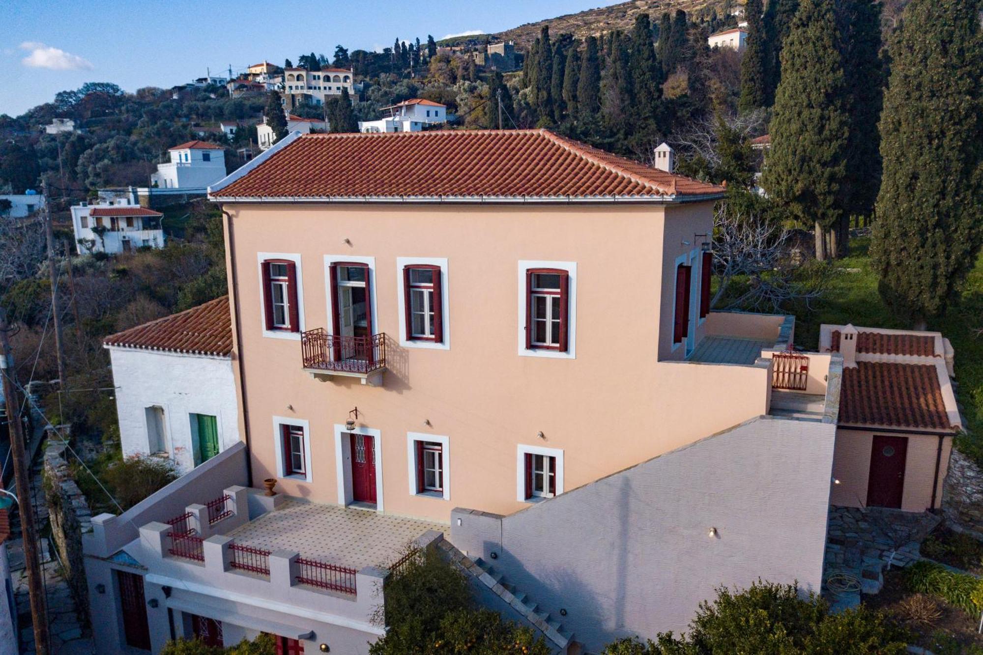 L G K Mansion Est.1920
