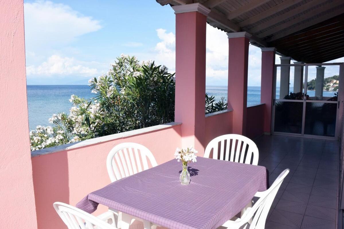 Diana Beachfront Vacation Holiday home
