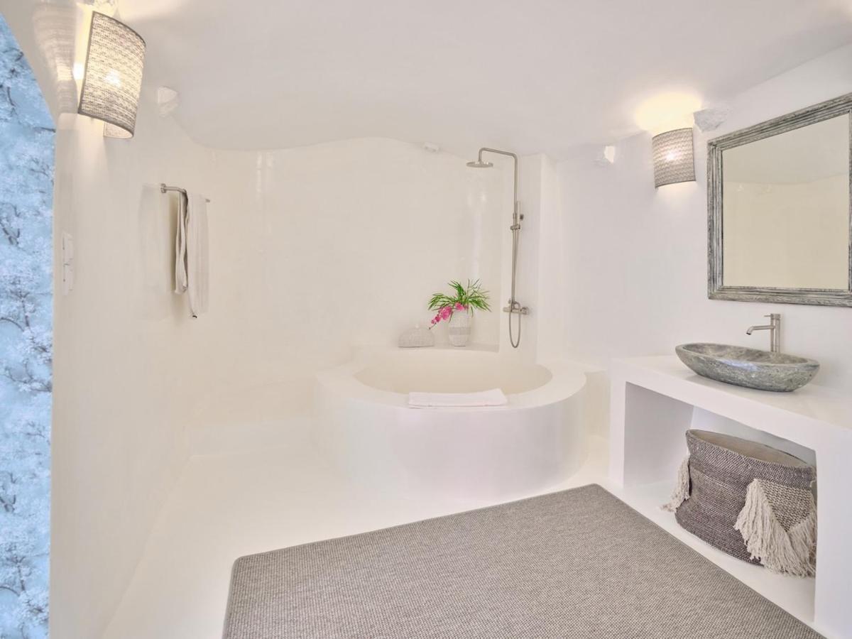 Luxurious Vasiliki Villa Hydra (Saronic Islands)