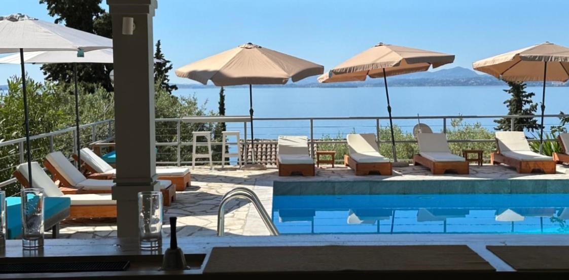 - Sea View