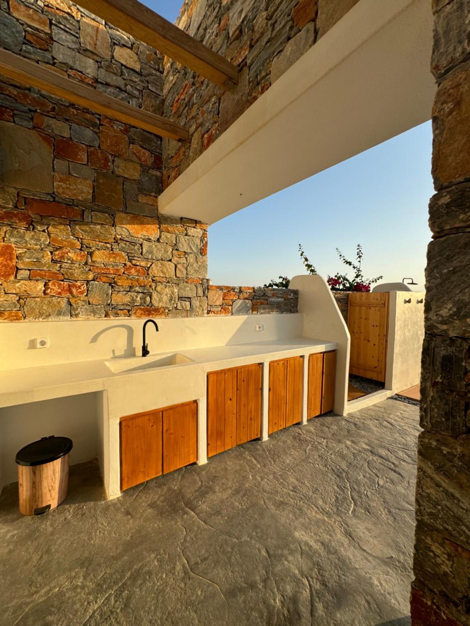 Villa Mikri Vigla With Private Swimming Pool