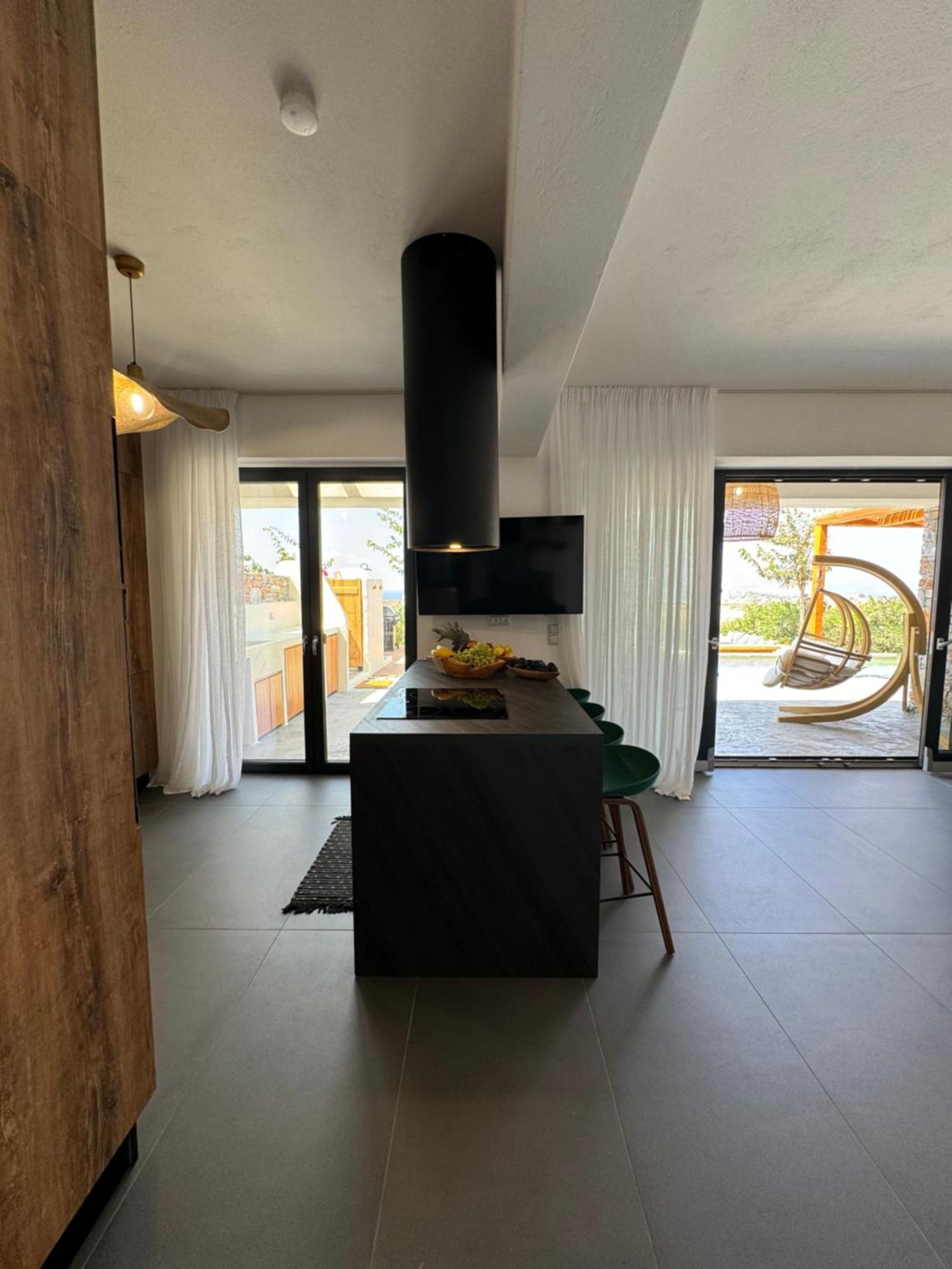 Mikri Vigla With Private Swimming Pool Villa
