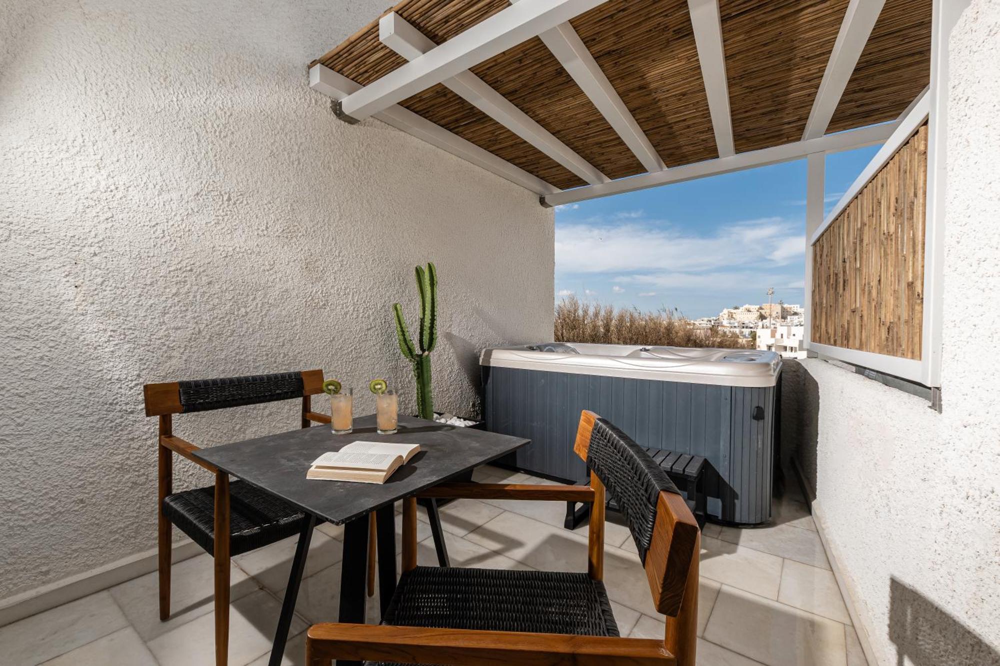 Anatoli Naxos City