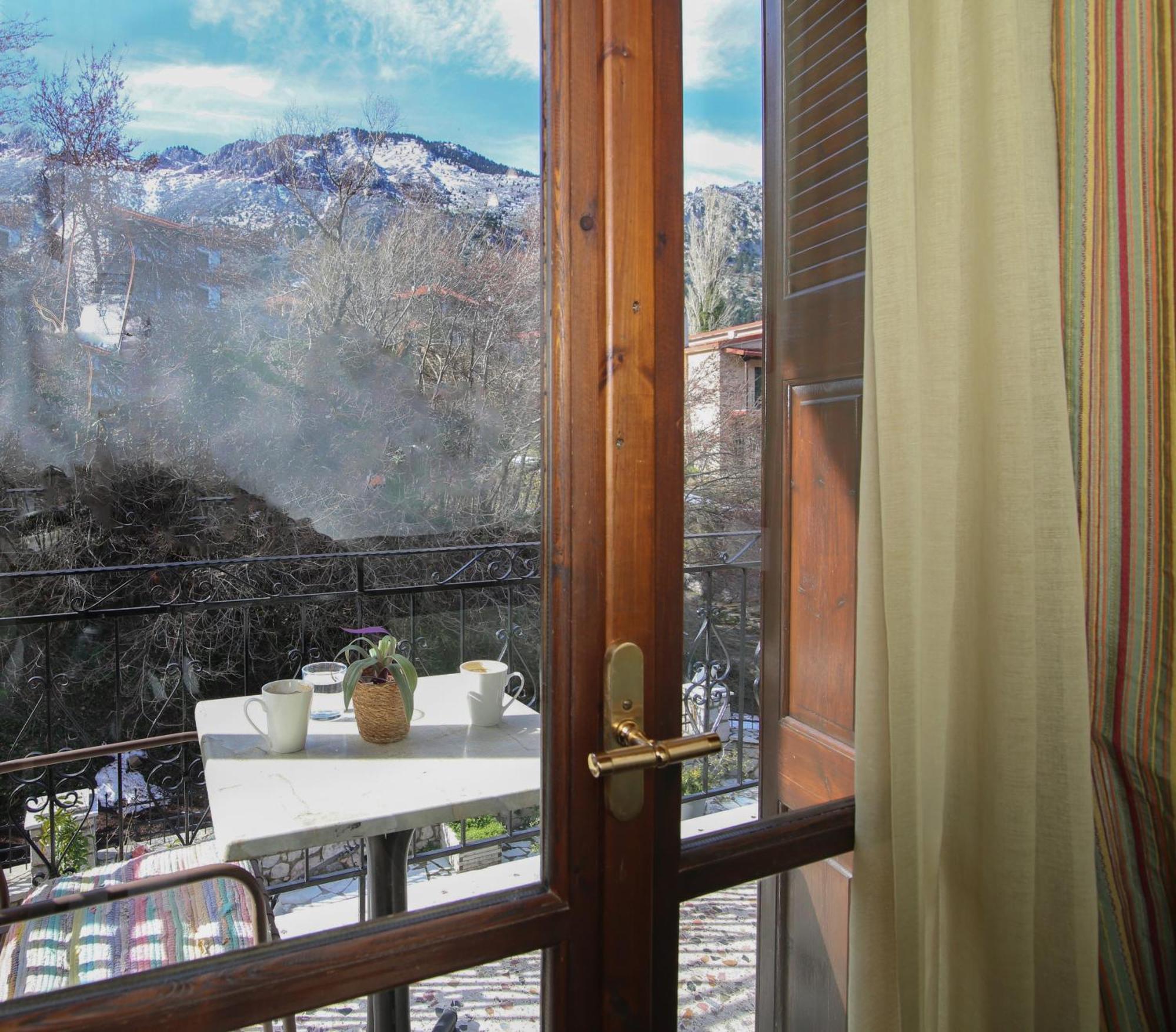 Guest house Alexandra Eptalofos