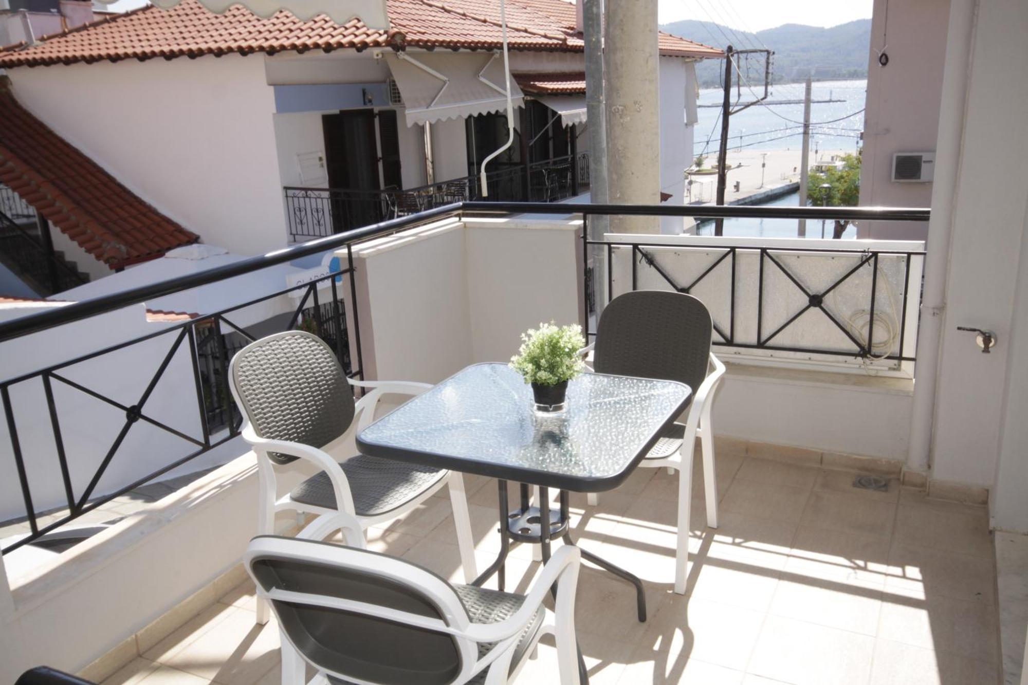 Portodream Studios & Apartment