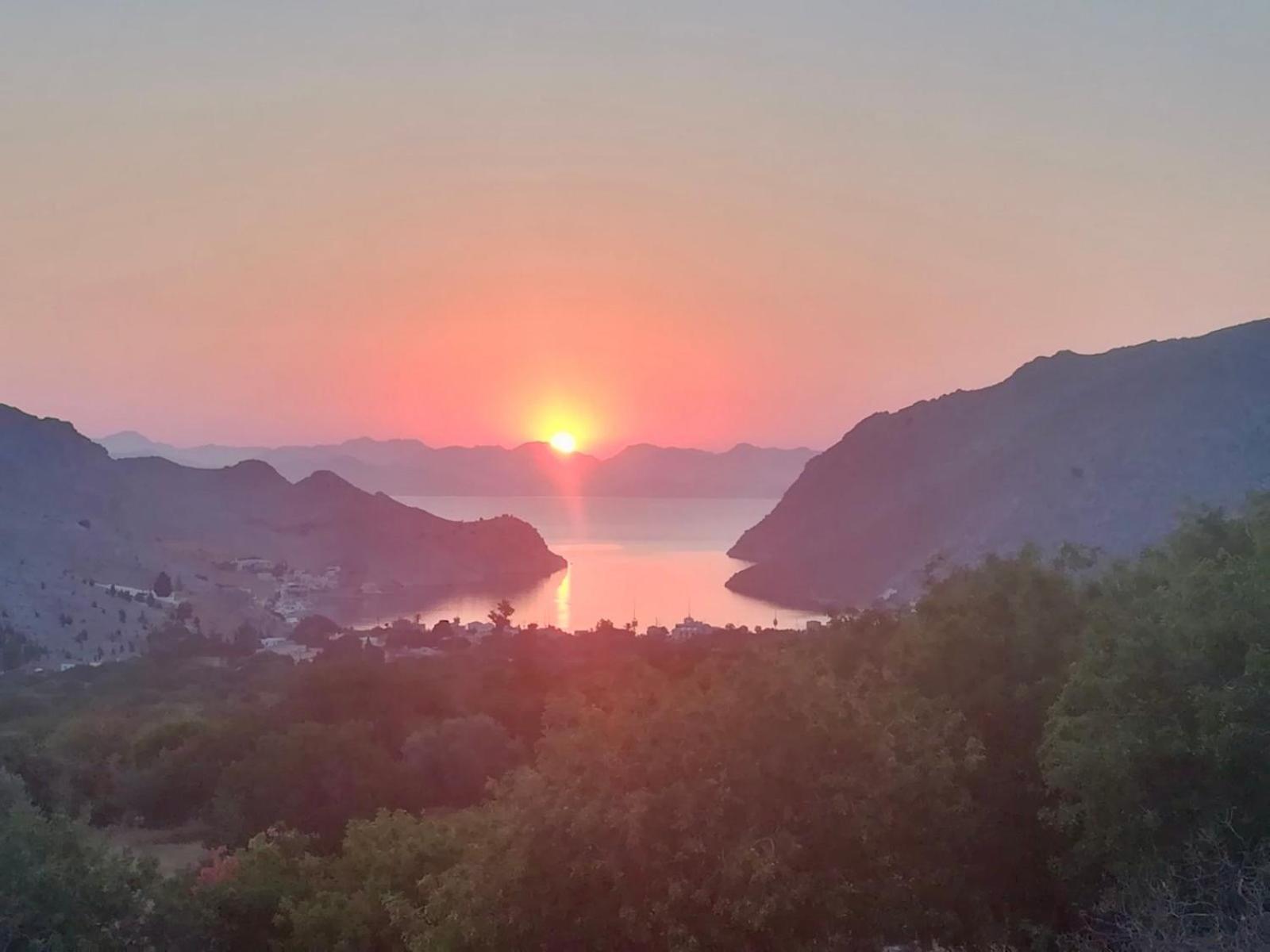Mansion House With Terrace And Fantastic View! Apartment *
