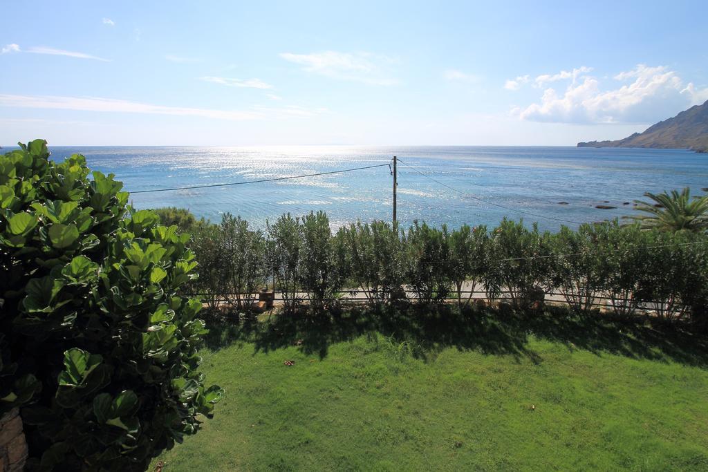Thalassa House