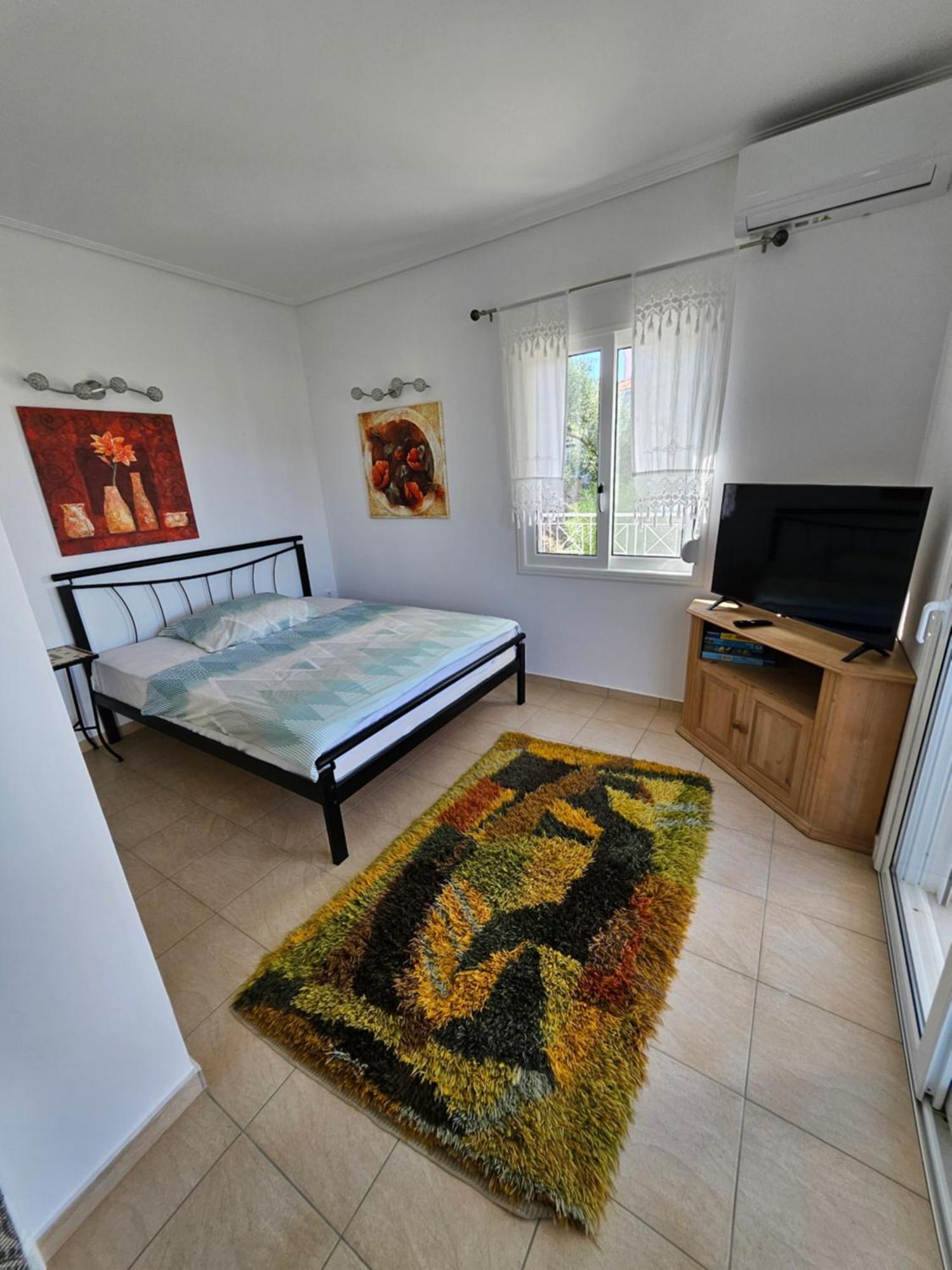 Vrisoules Poolvilla *
