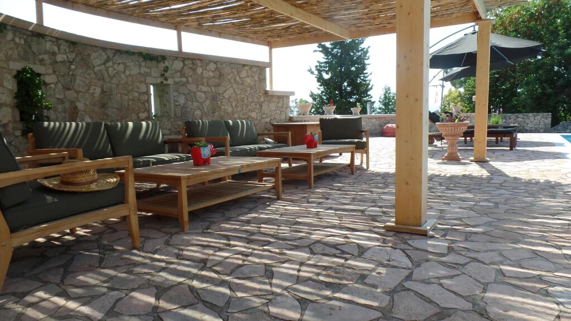 Kolonialvilla Am Alten Olivenhain Mit Swimmingpool Holiday home *