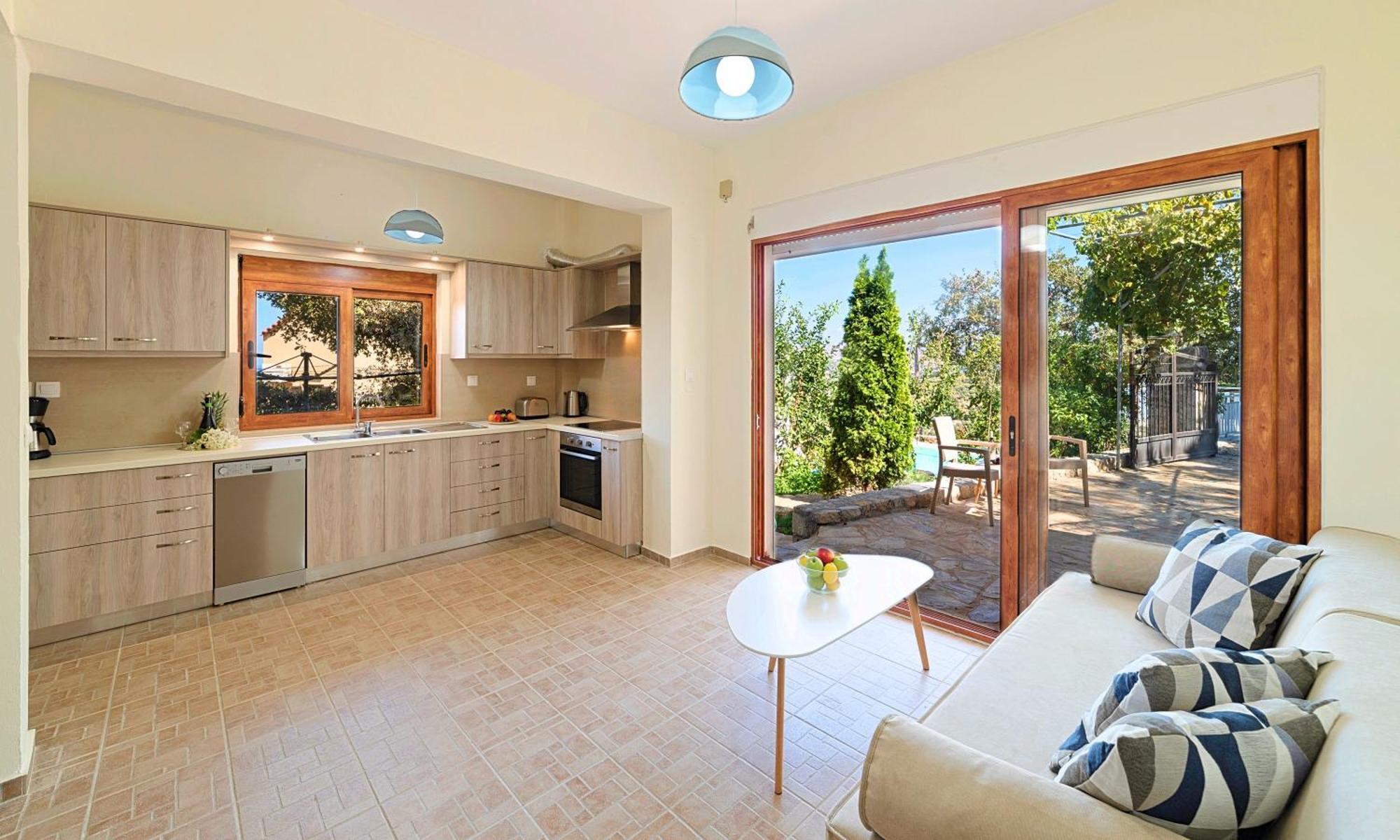 Fuer 12 Personen In Kastellos, Kreta West Kreta Holiday home
