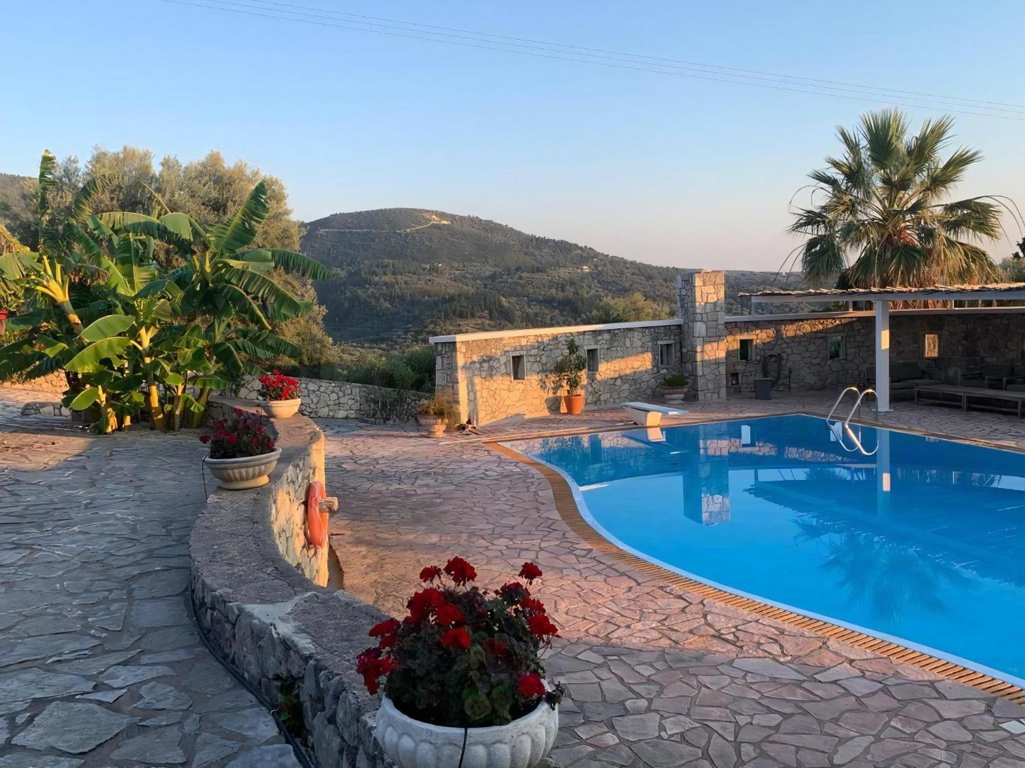 Holiday home Kolonialvilla Am Alten Olivenhain Mit Swimmingpool *