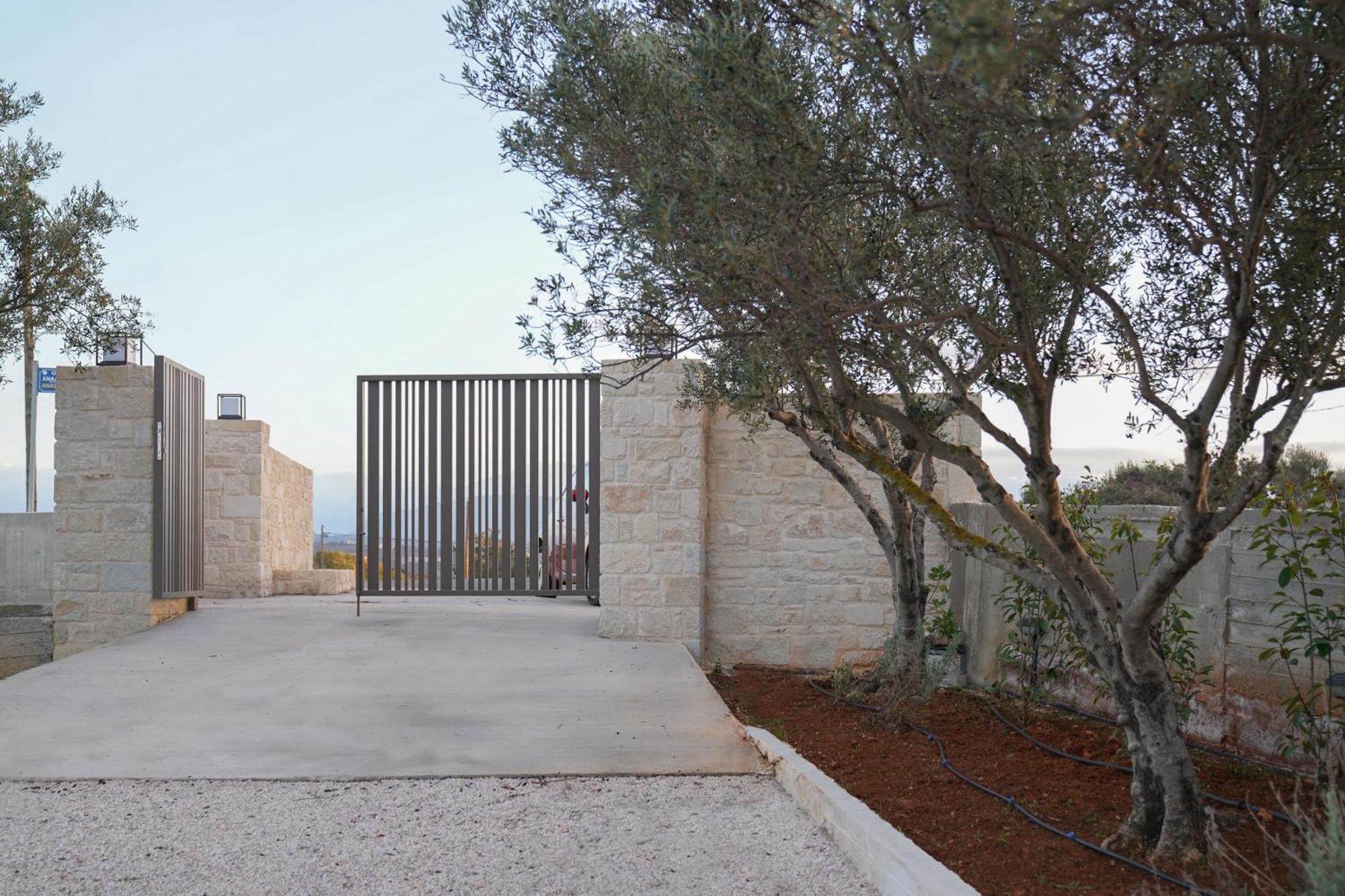 Mare Yellow Villa