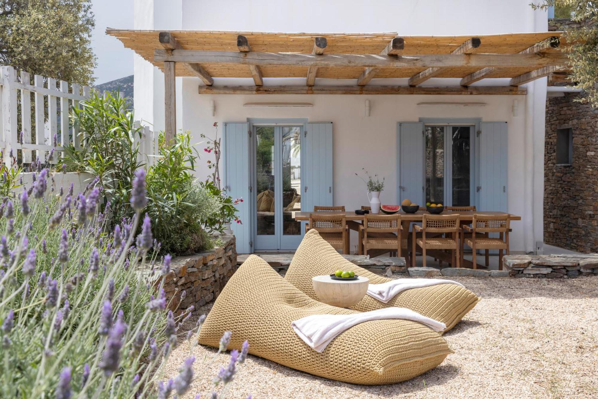 Misty Platis Gialos (Sifnos)