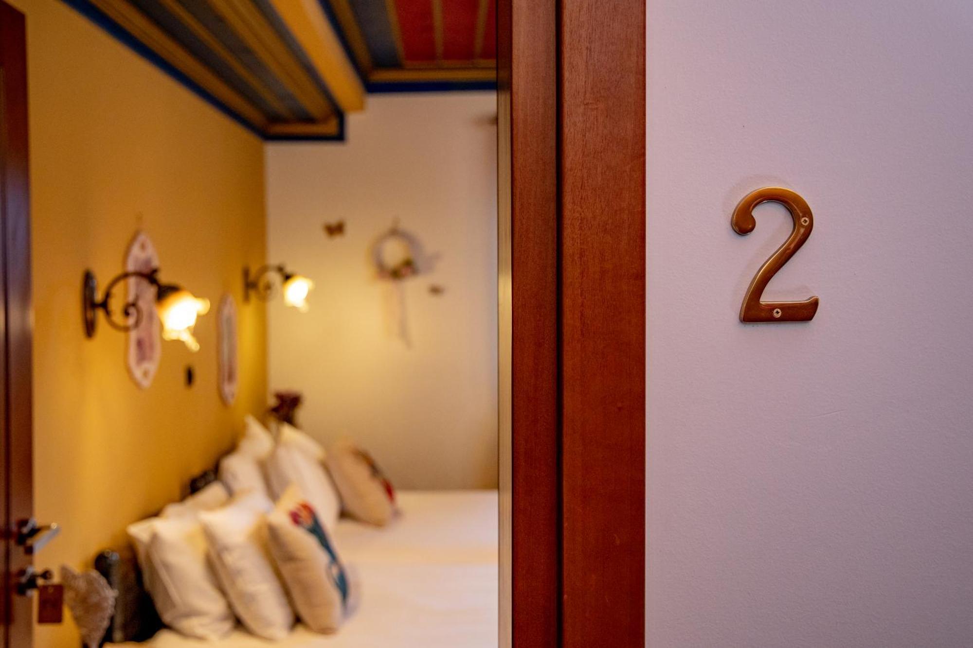 Arktouros Hotel