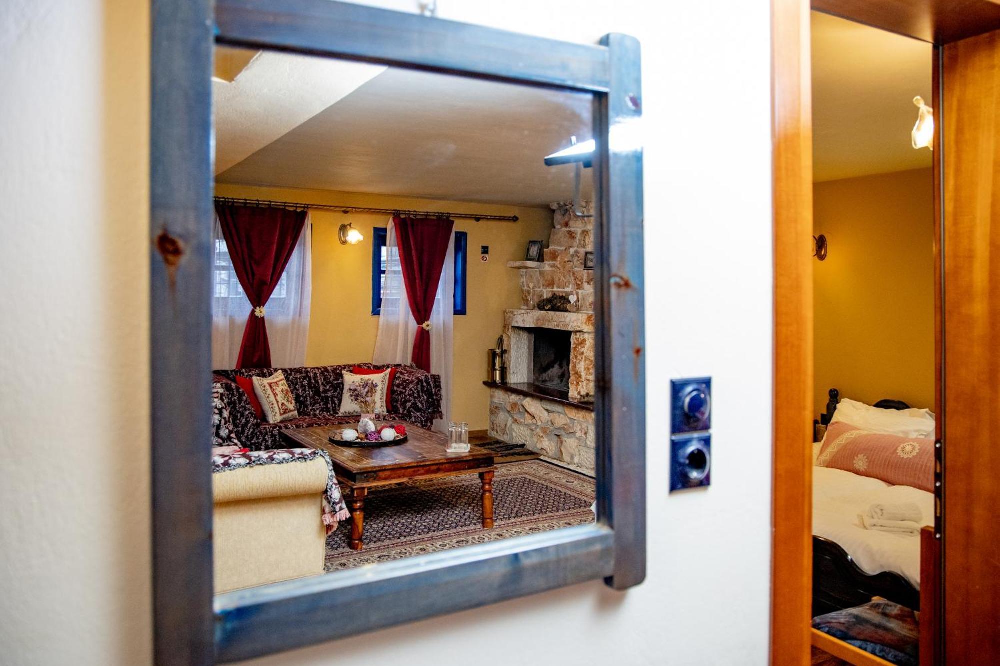 Arktouros Hotel Monodendri