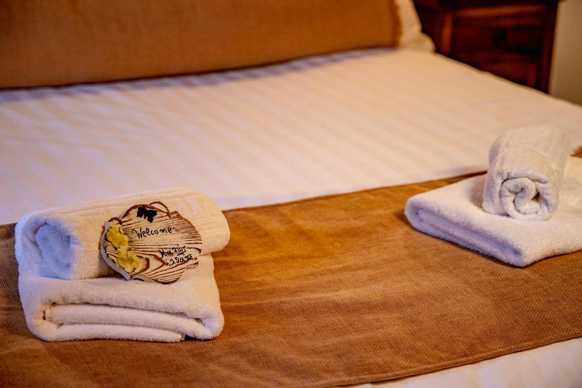 Arktouros Hotel 3*