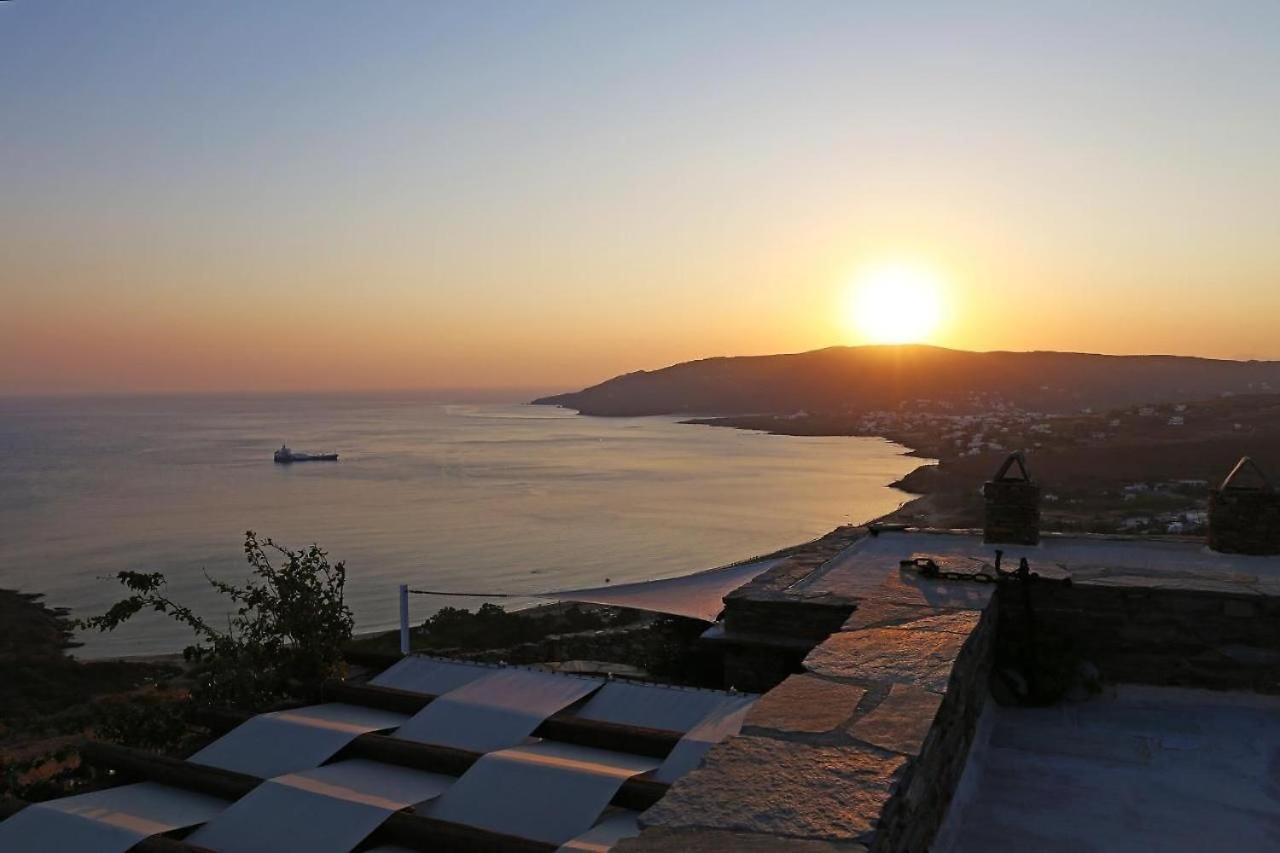 Apartment Spacious & Cozy Flat - 5 Mins To Batsi Bay *