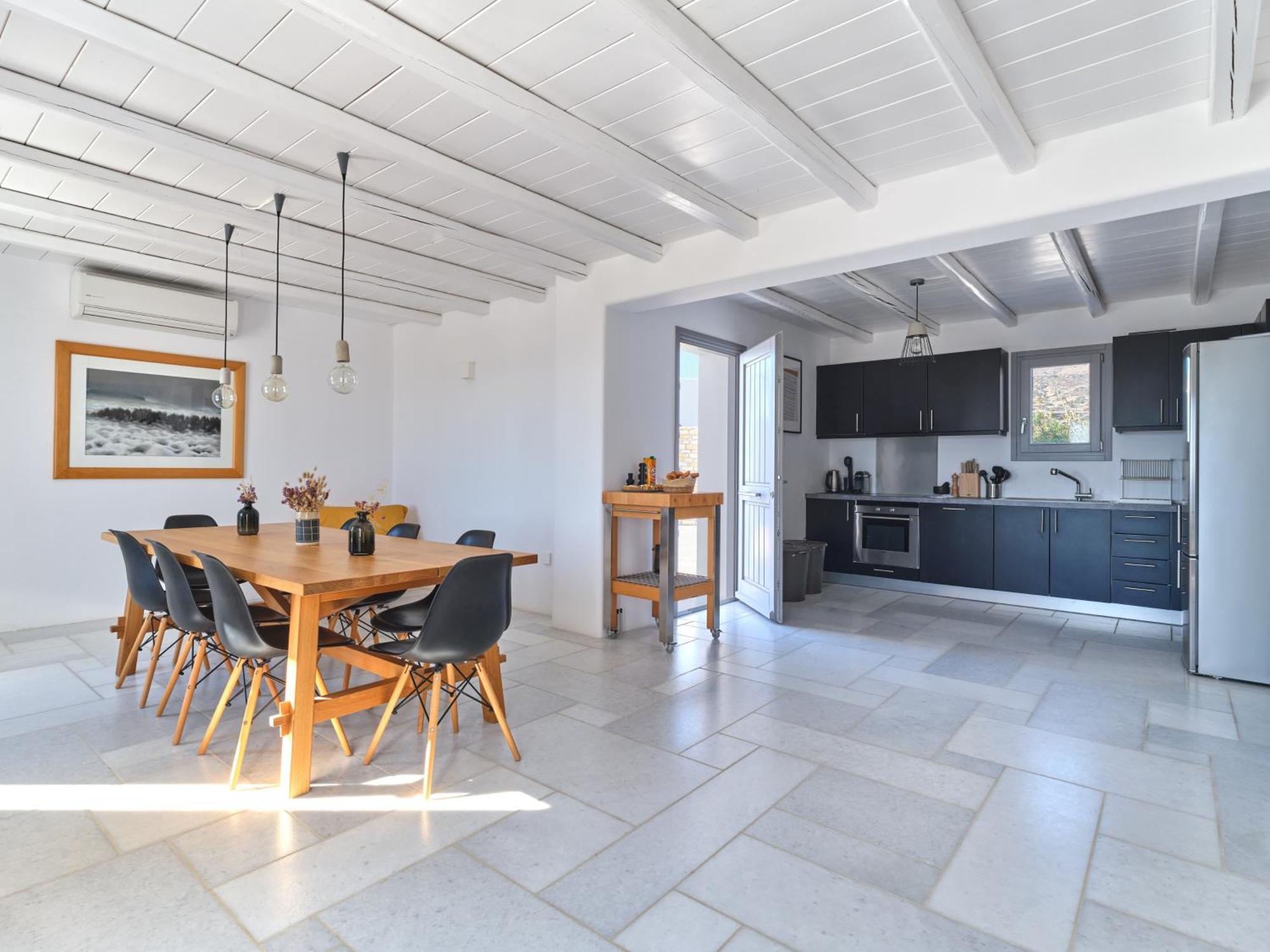 Iokasti Luxury With Private Pool & Sea Views-12 Guests Drios