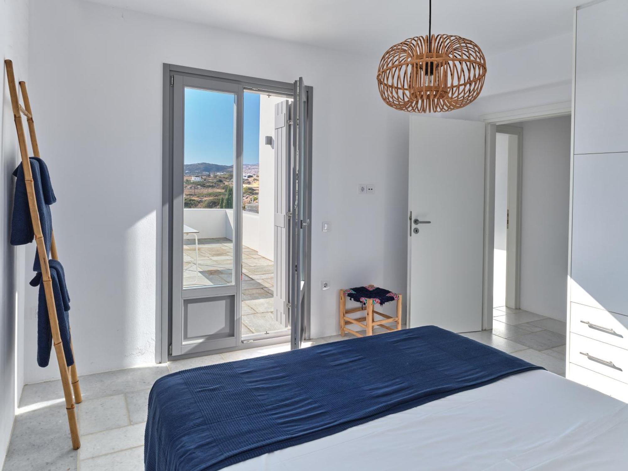 Iokasti Luxury With Private Pool & Sea Views-12 Guests * Drios