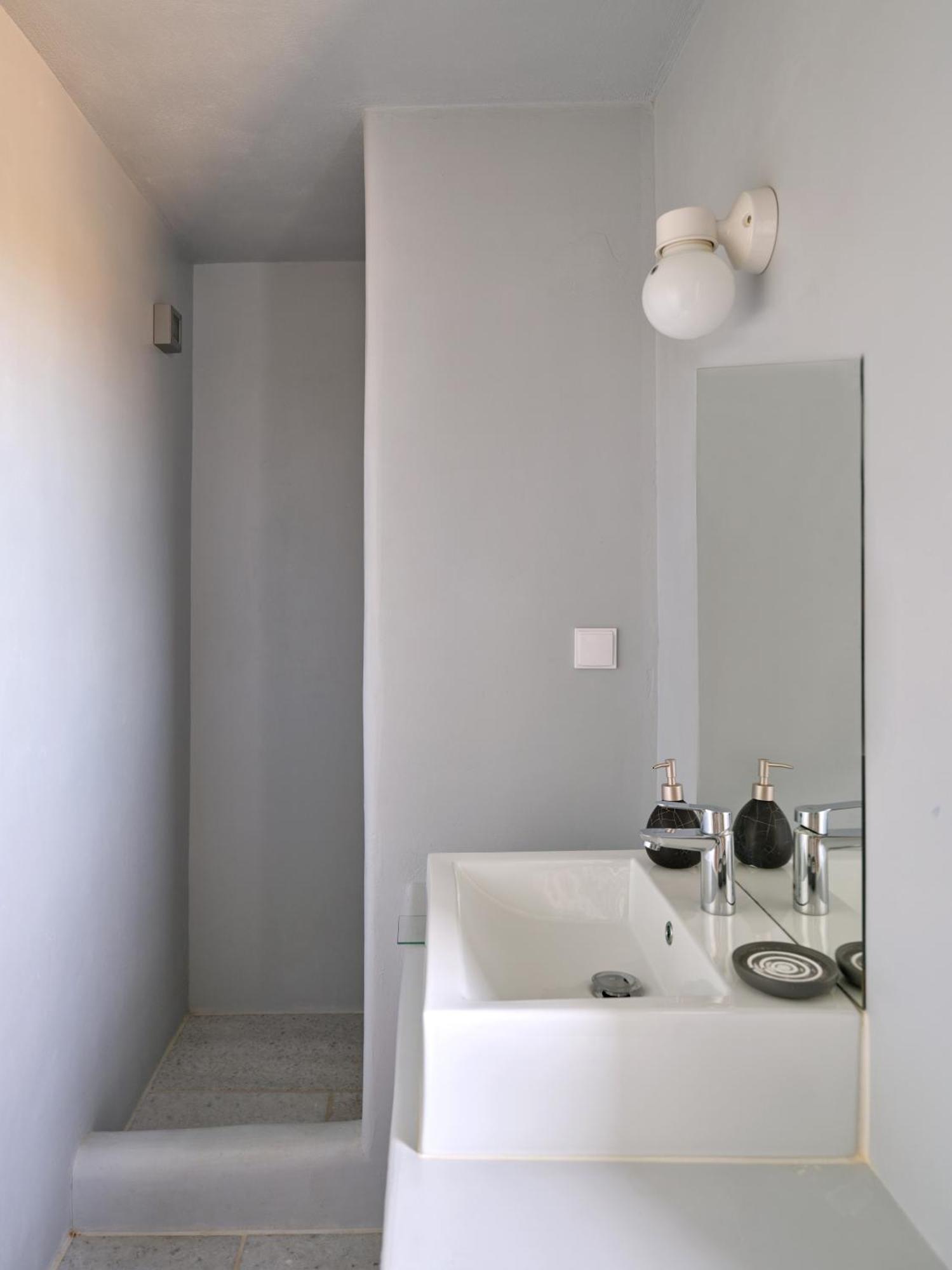 Iokasti Luxury With Private Pool & Sea Views-12 Guests Villa *