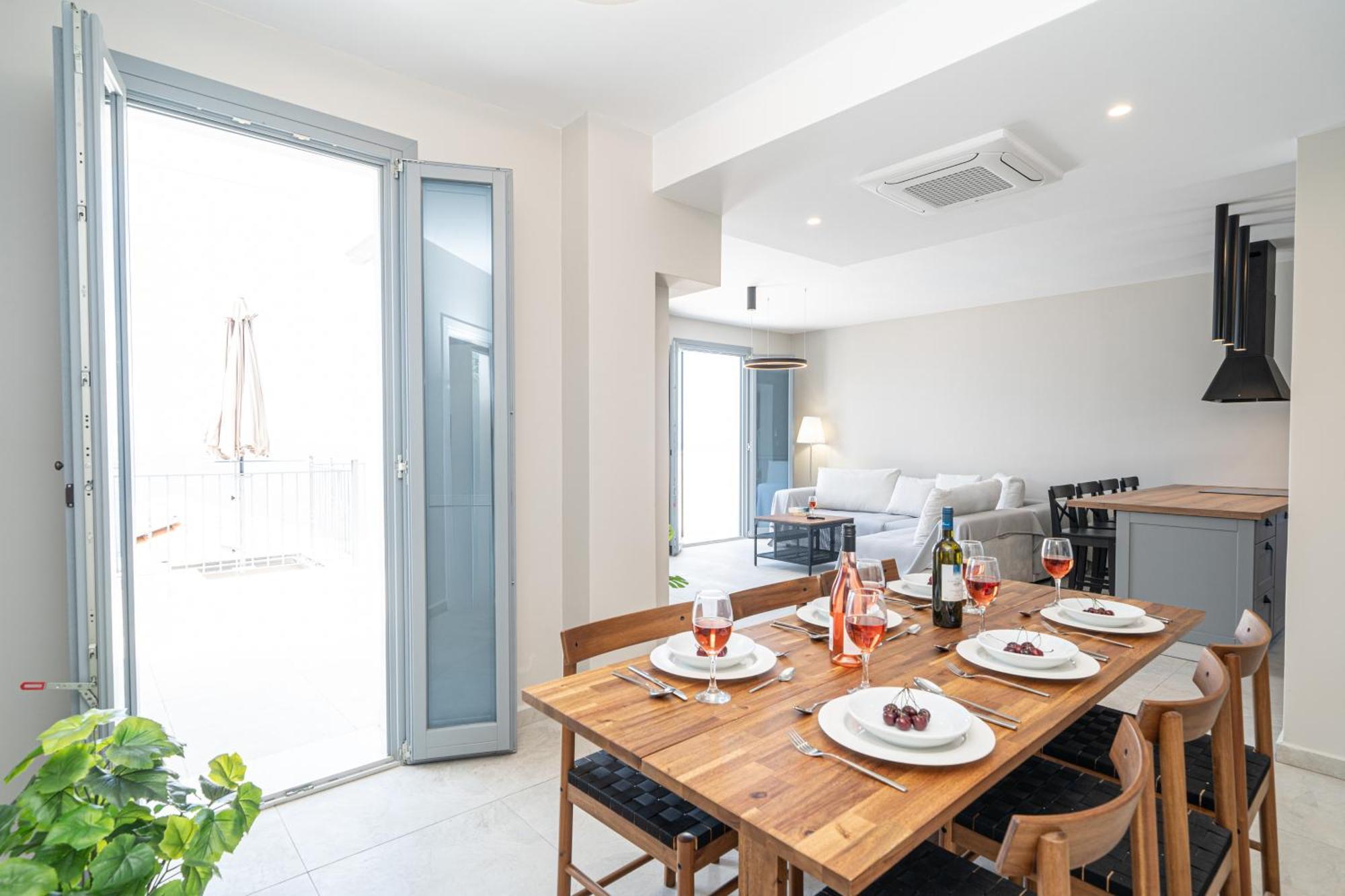 Apartment Assos Rockshore By The Sea